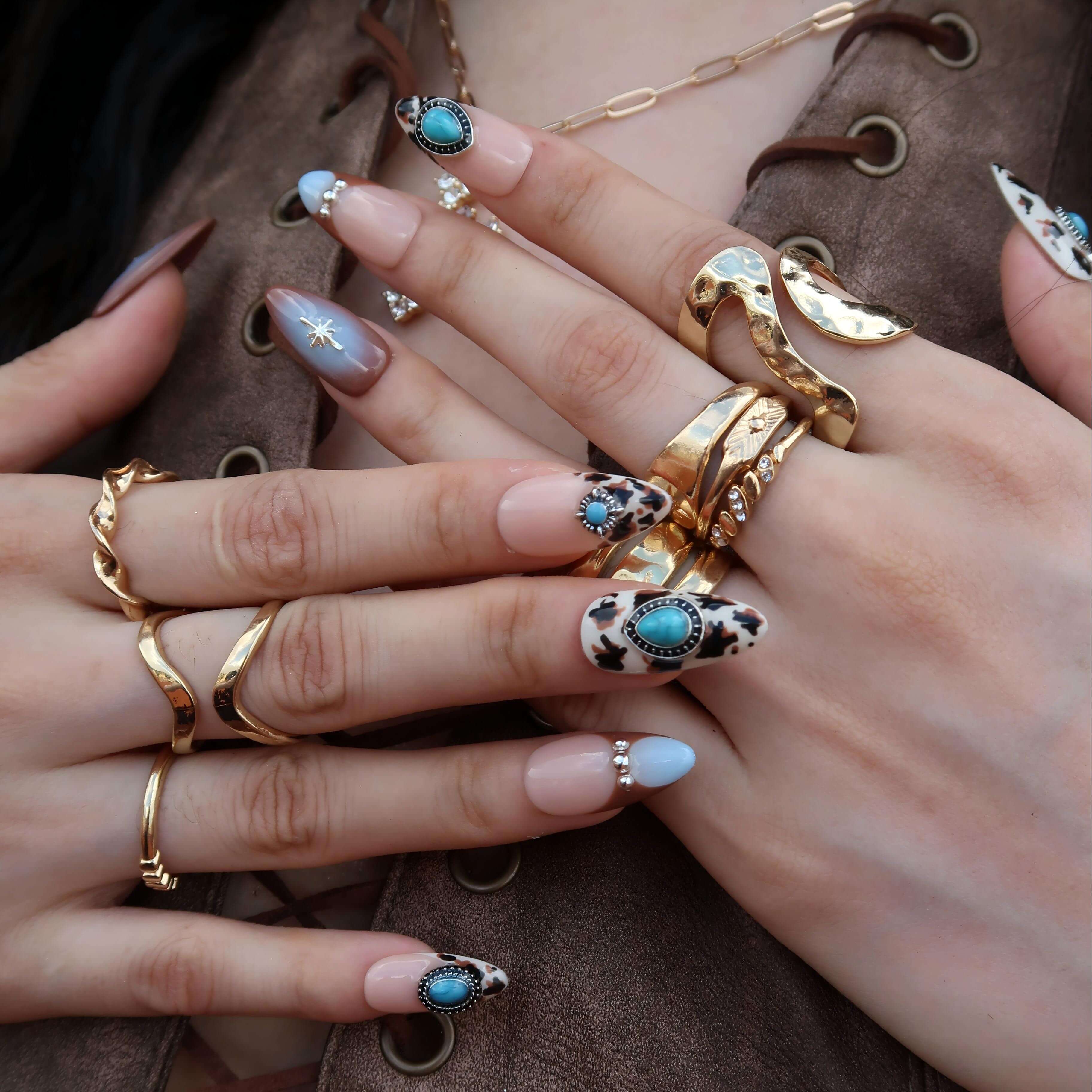 BohoTurquoise-ErsaNailsPressOnNails_02.jpg