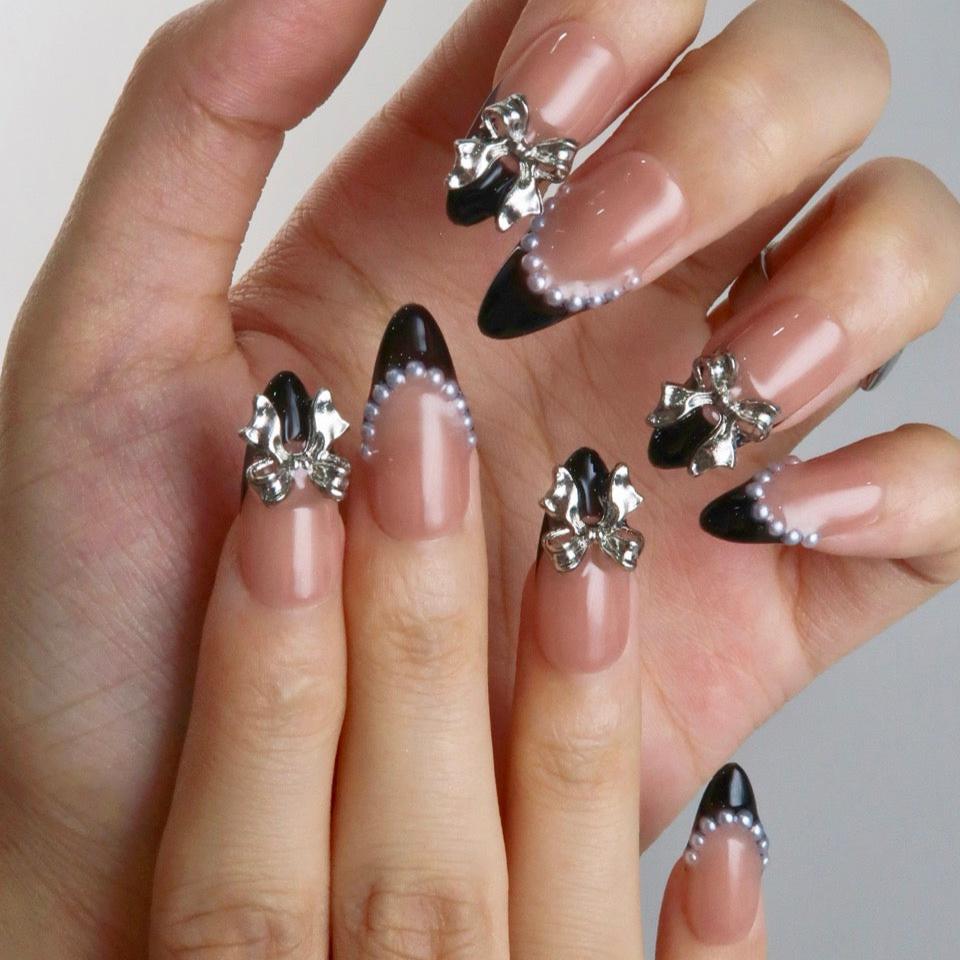 BreakfastatTiffany_s-ErsaNailsPressOnNails_2.jpg