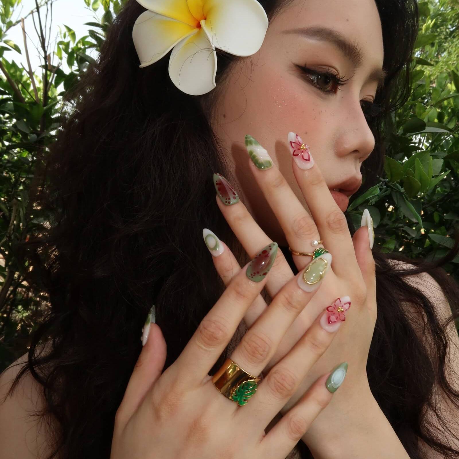 DeepWoods-ErsaNailsPressOnNails_01.jpg