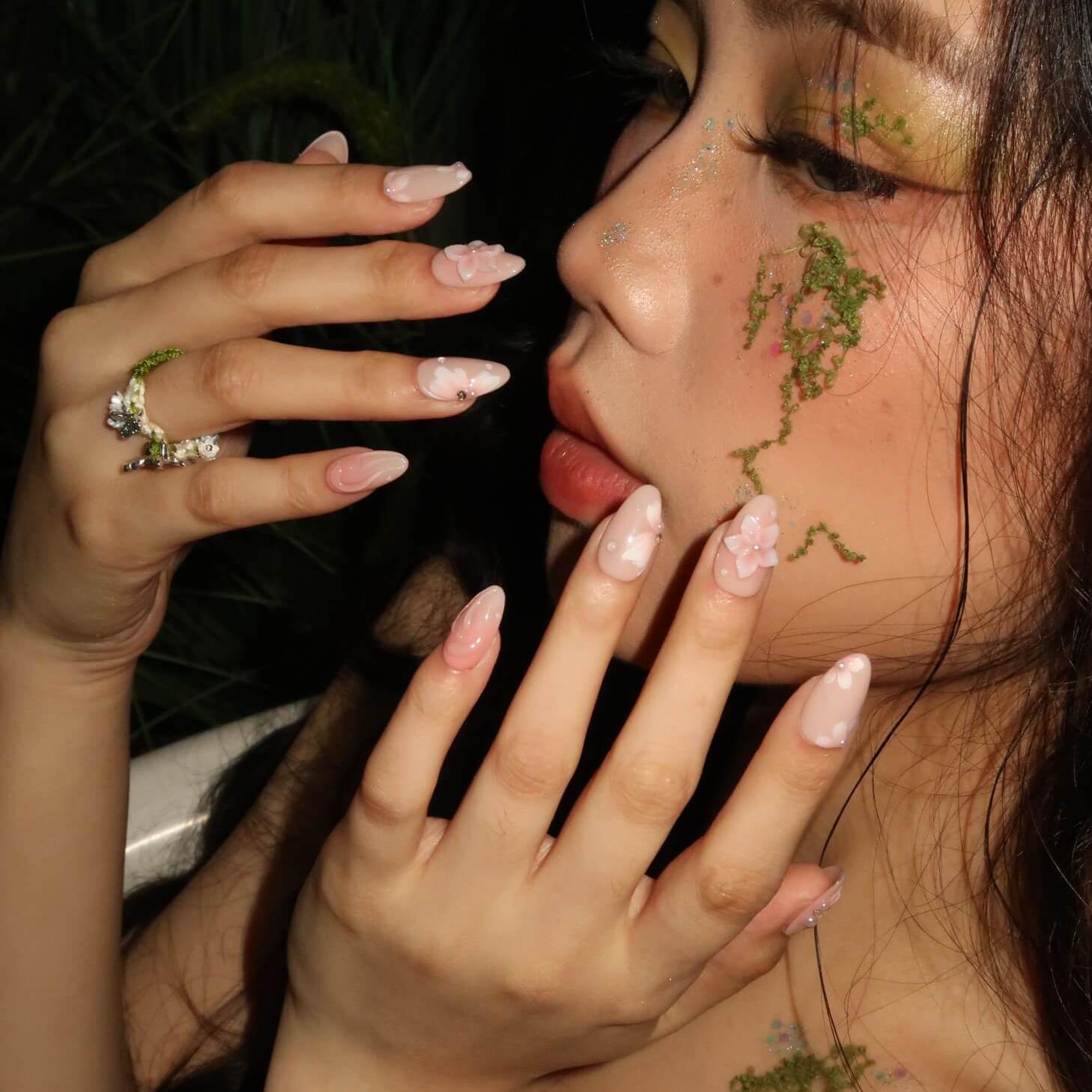 PetalDance-ErsaNailsPressOnNails_02.jpg