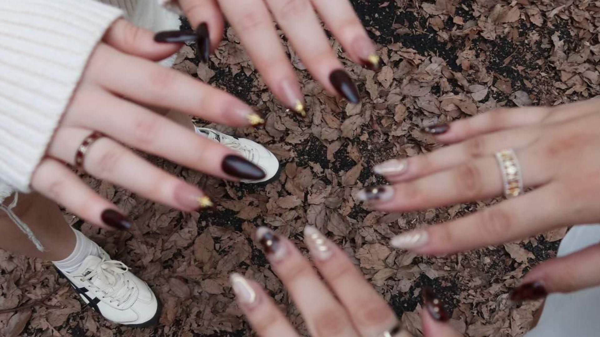 Embrace Autumn: The Best Nail Colors for Fall in 2024