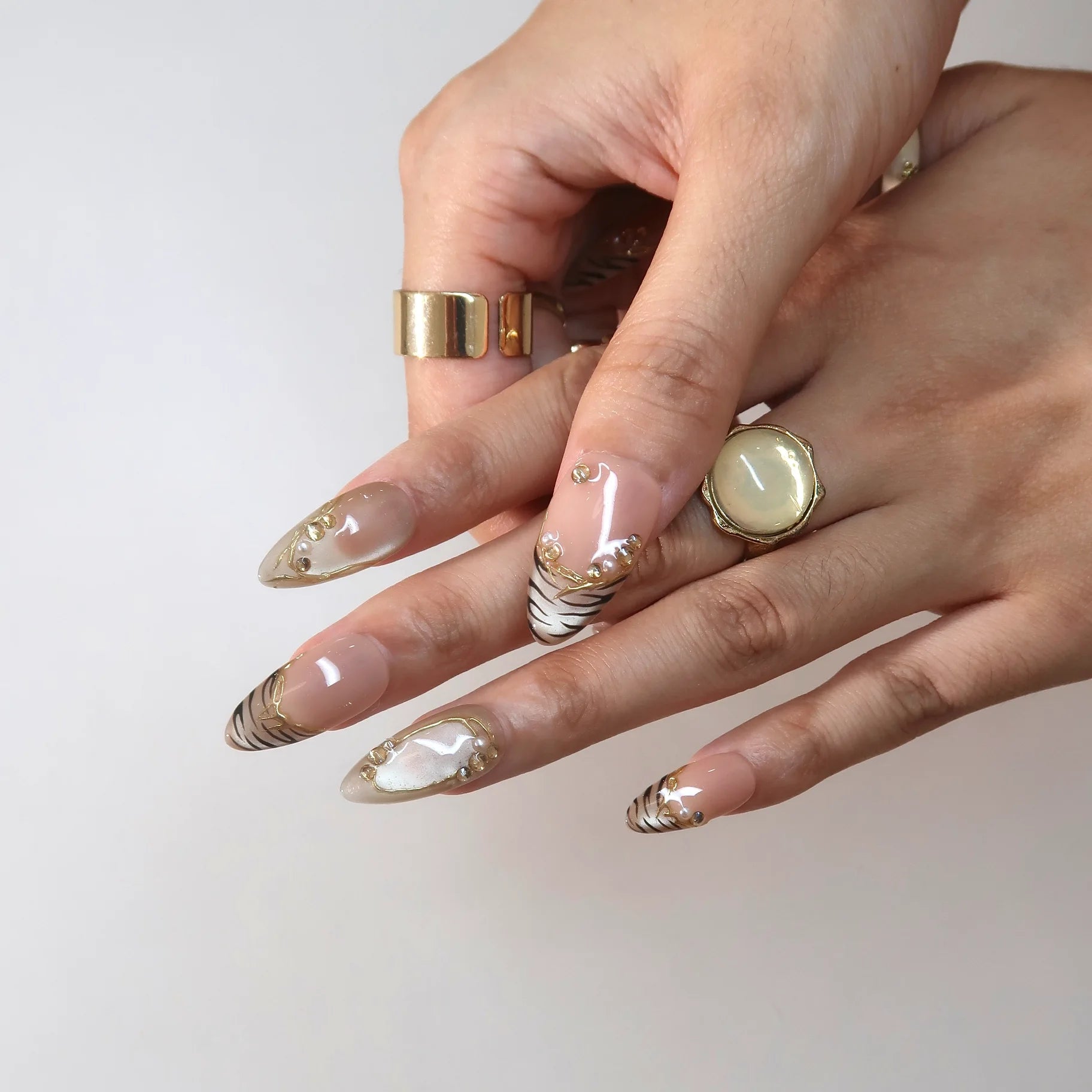 A Little Wild - Ersa Nails Nude Gold PressOnNails