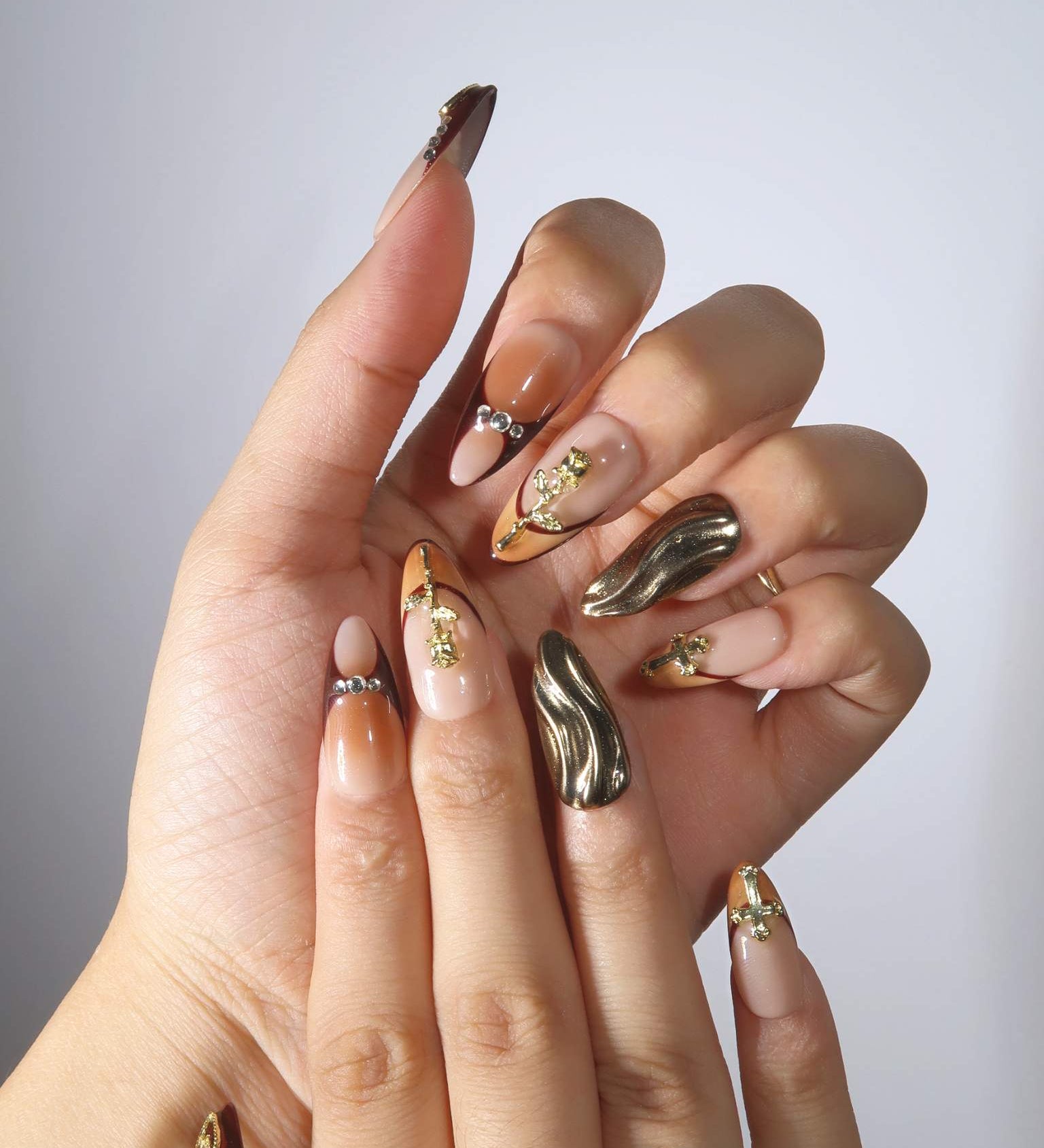 All Too Well - Ersa Nails Gold Nude Brown PressOnNails