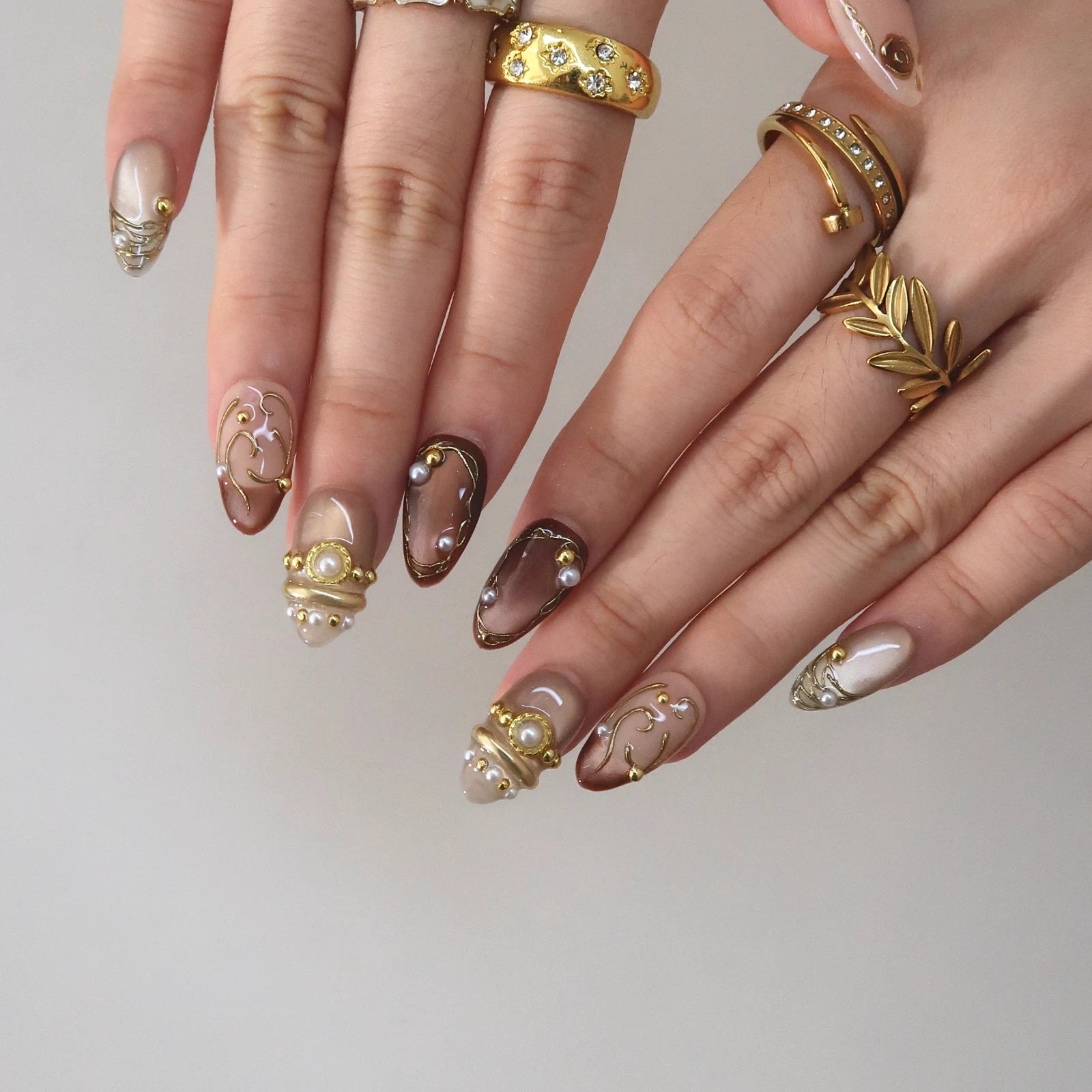 Antique Rose - Ersa Nails Nude Brown Gold Short Almond PressOnNails