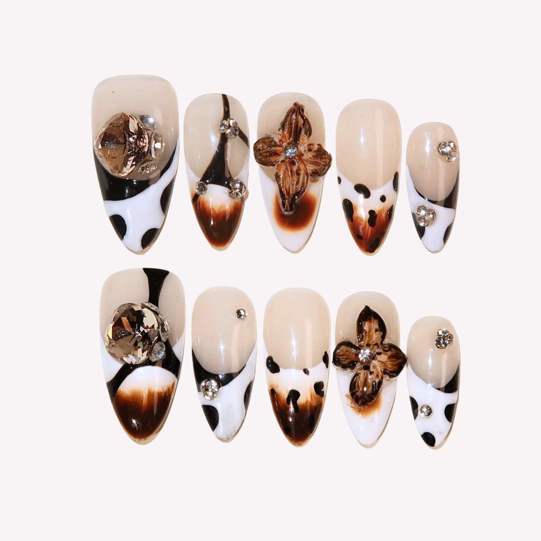 Cocoa Dream - Ersa Nails White Brown Black PressOnNails