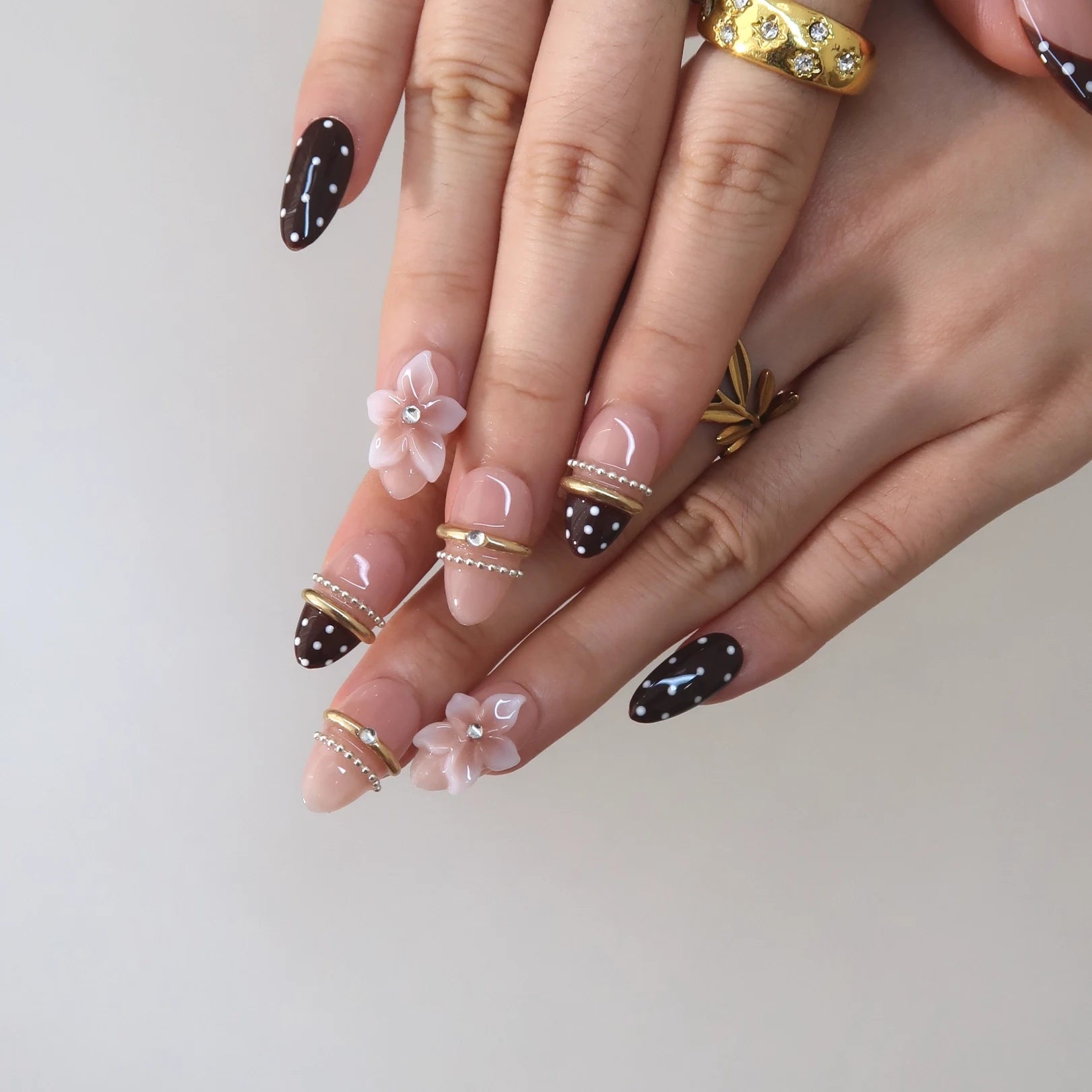 Dainty - Ersa Nails Nude Brown Short Almond PressOnNails
