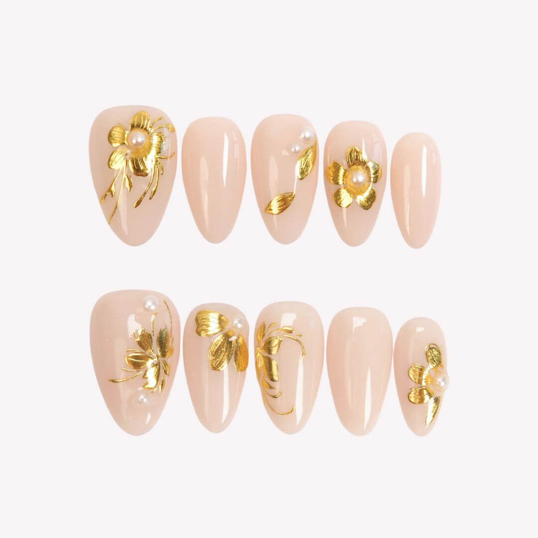 DewlitGold-ErsaNailsPressOnNails_1.jpg
