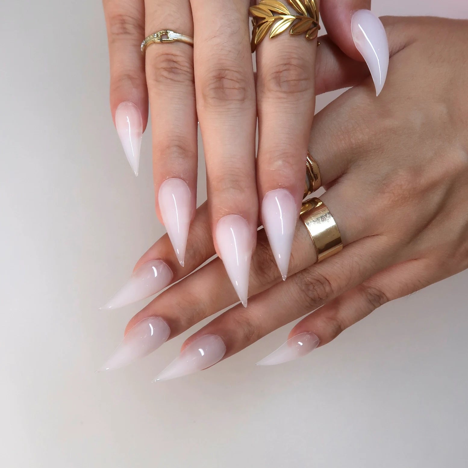 Divine - Ersa Nails White PressOnNails