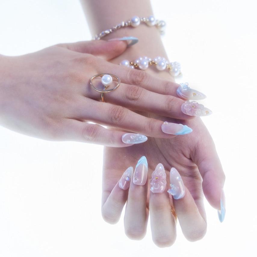 Dreamy Blossom - Ersa Nails Nude Blue Medium Almond PressOnNails