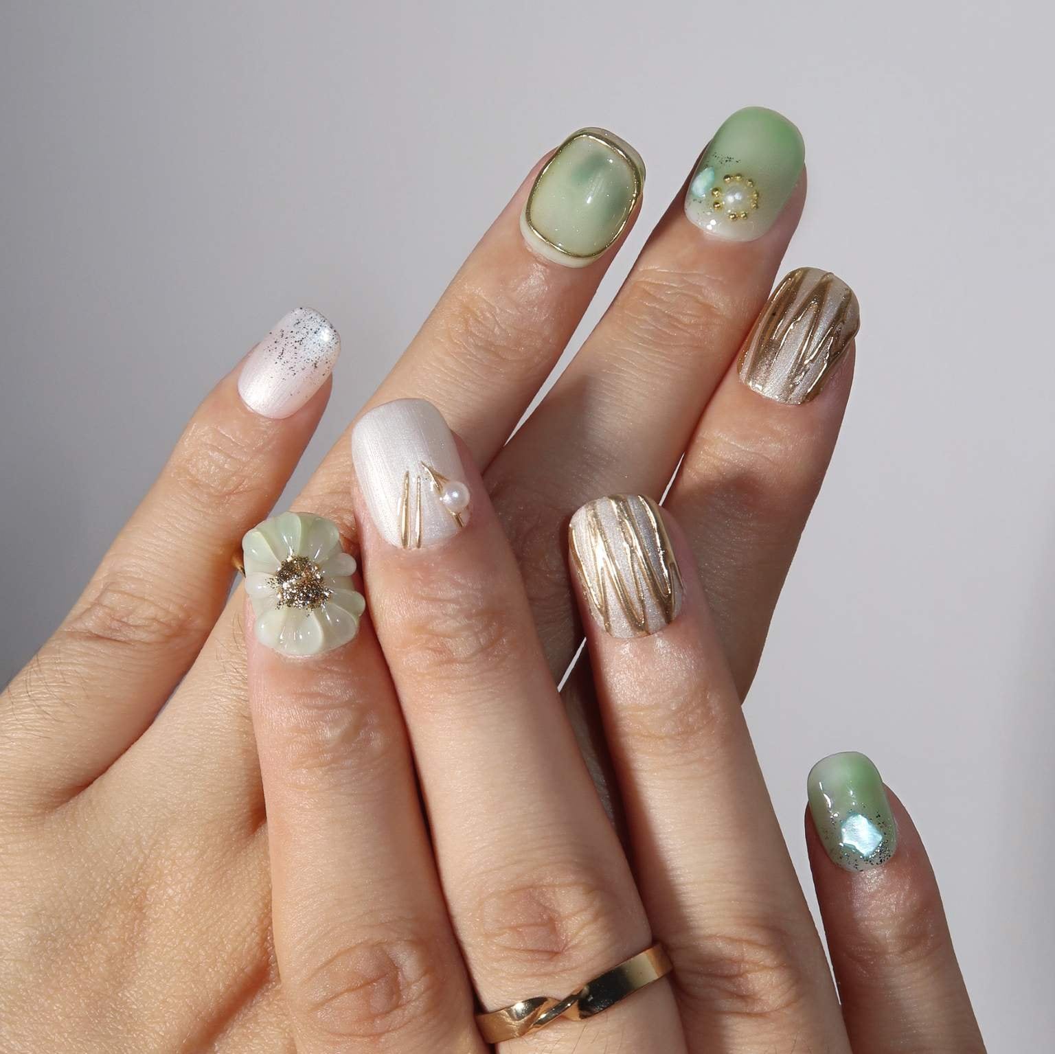 Emerald Dream - Ersa Nails Jade White Gold PressOnNails