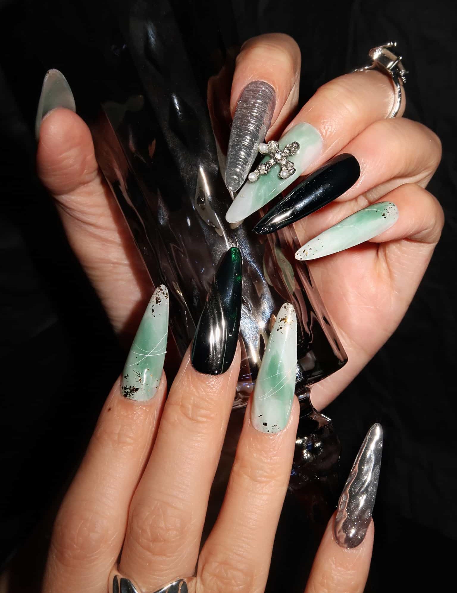 Emerald Ocean - Ersa Nails Black Jade Long Oval PressOnNails