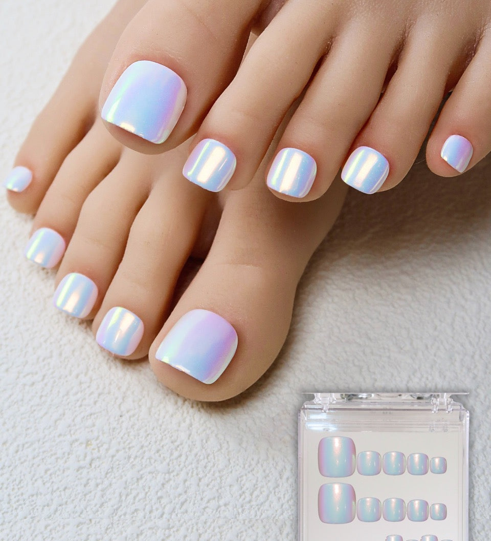 Entranced - Ersa Nails White PressOnToeNails