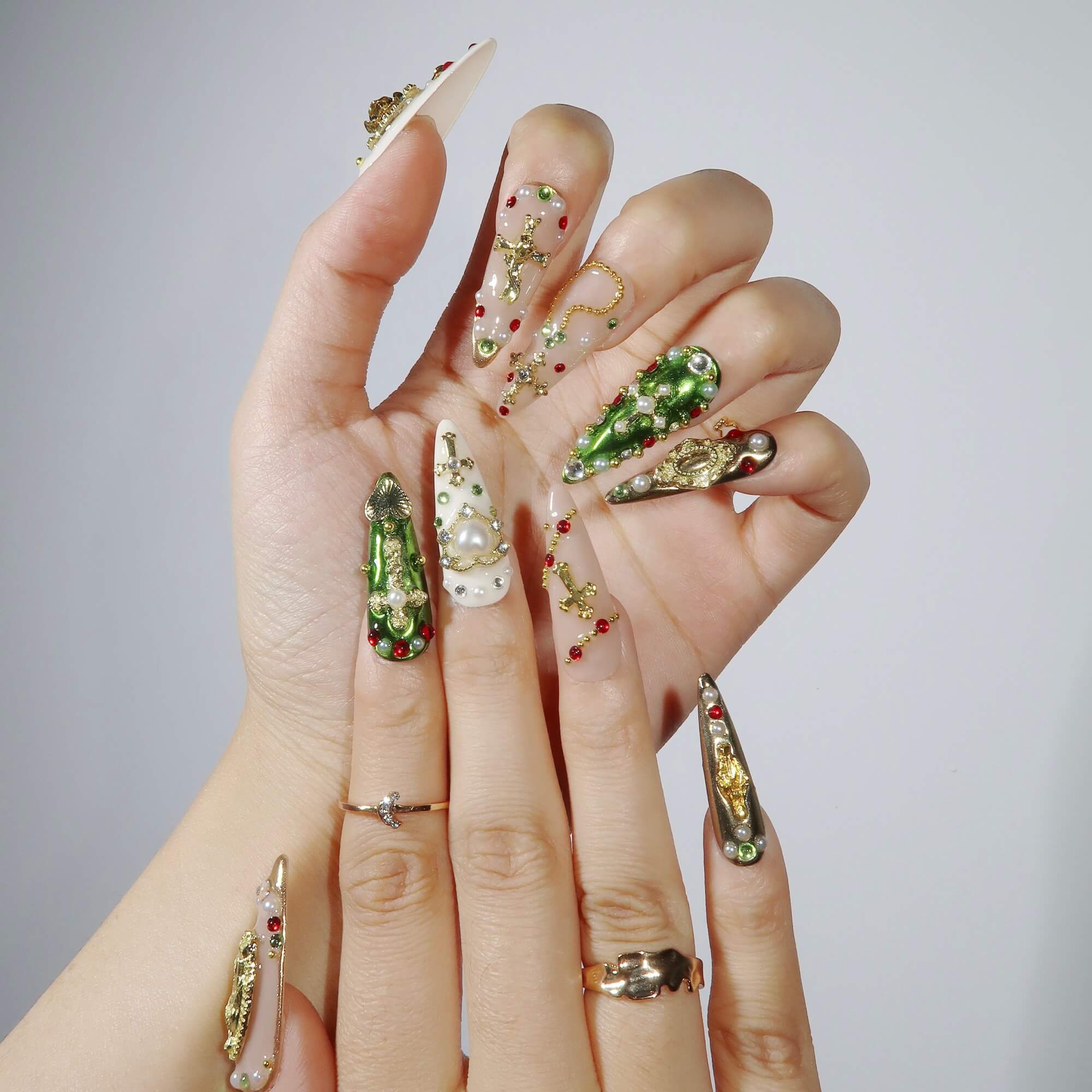 Eternal Faith - Ersa Nails Nude Jade Gold PressOnNails