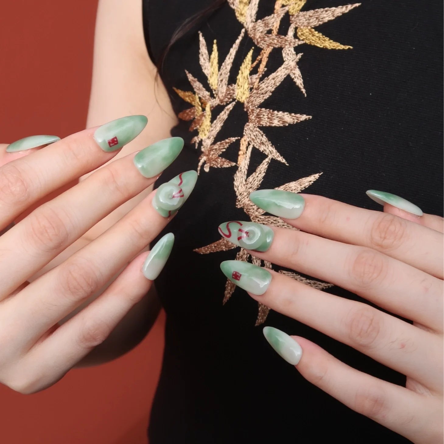 Ethereality- Ersa Nails GREEN PressOnNails