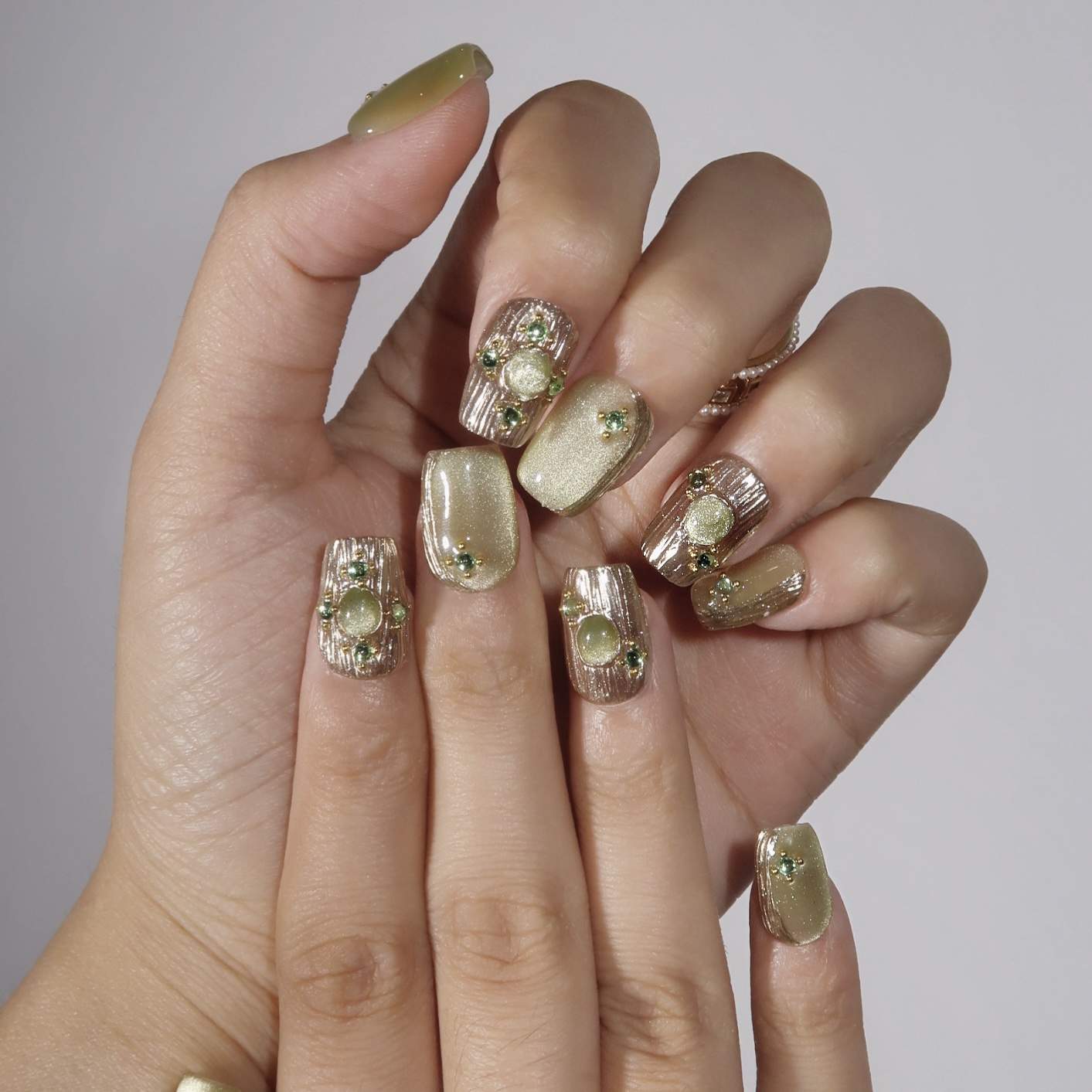 Forest Elf - Ersa Nails Jade Gold PressOnNails