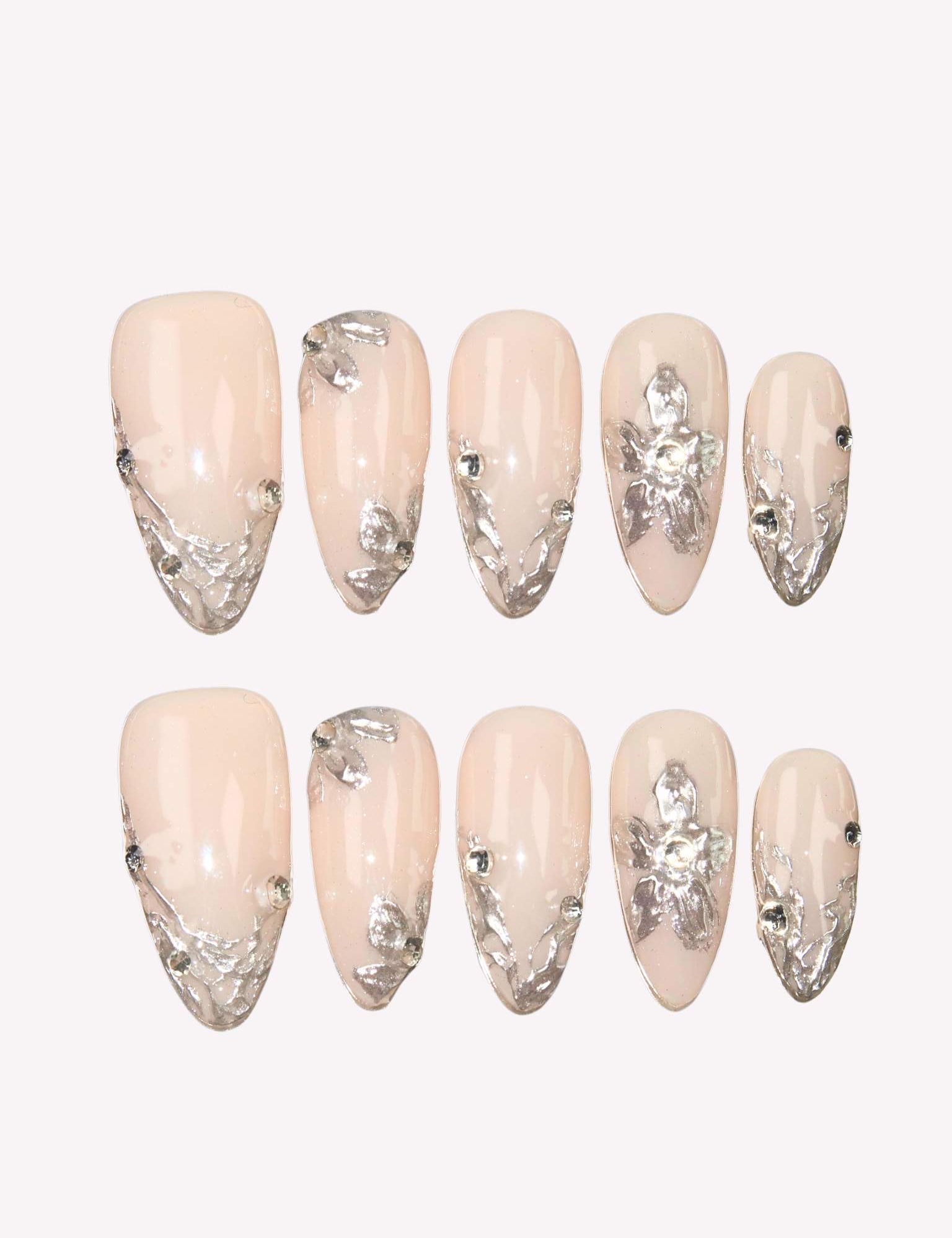 Frosty Petal - Ersa Nails Nude Silver PressOnNails