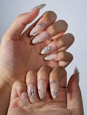 Frosty Petal - Ersa Nails Nude Silver PressOnNails