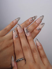 Frosty Petal - Ersa Nails Nude Silver PressOnNails