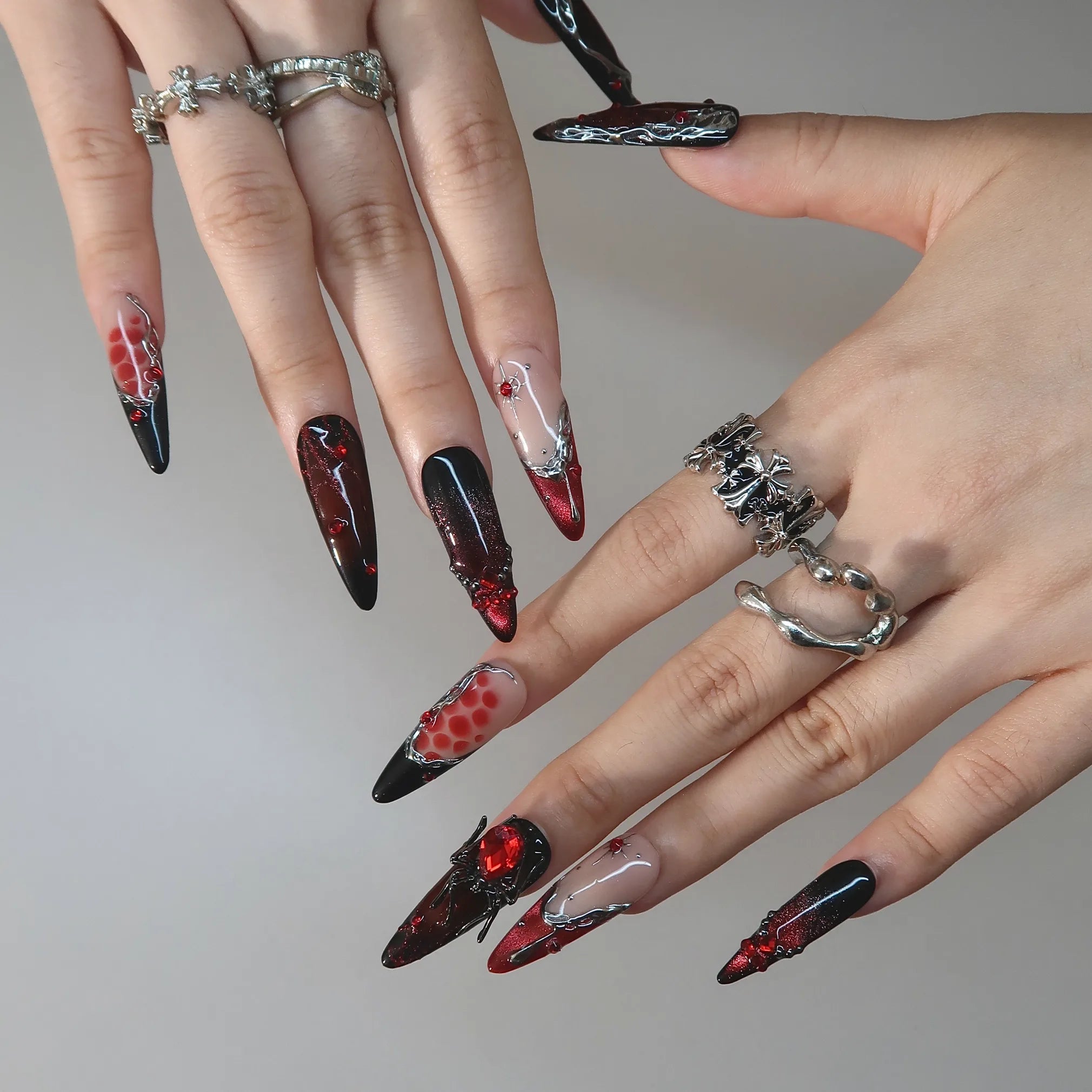 Get Dangerous - Ersa Nails Red Black PressOnNails