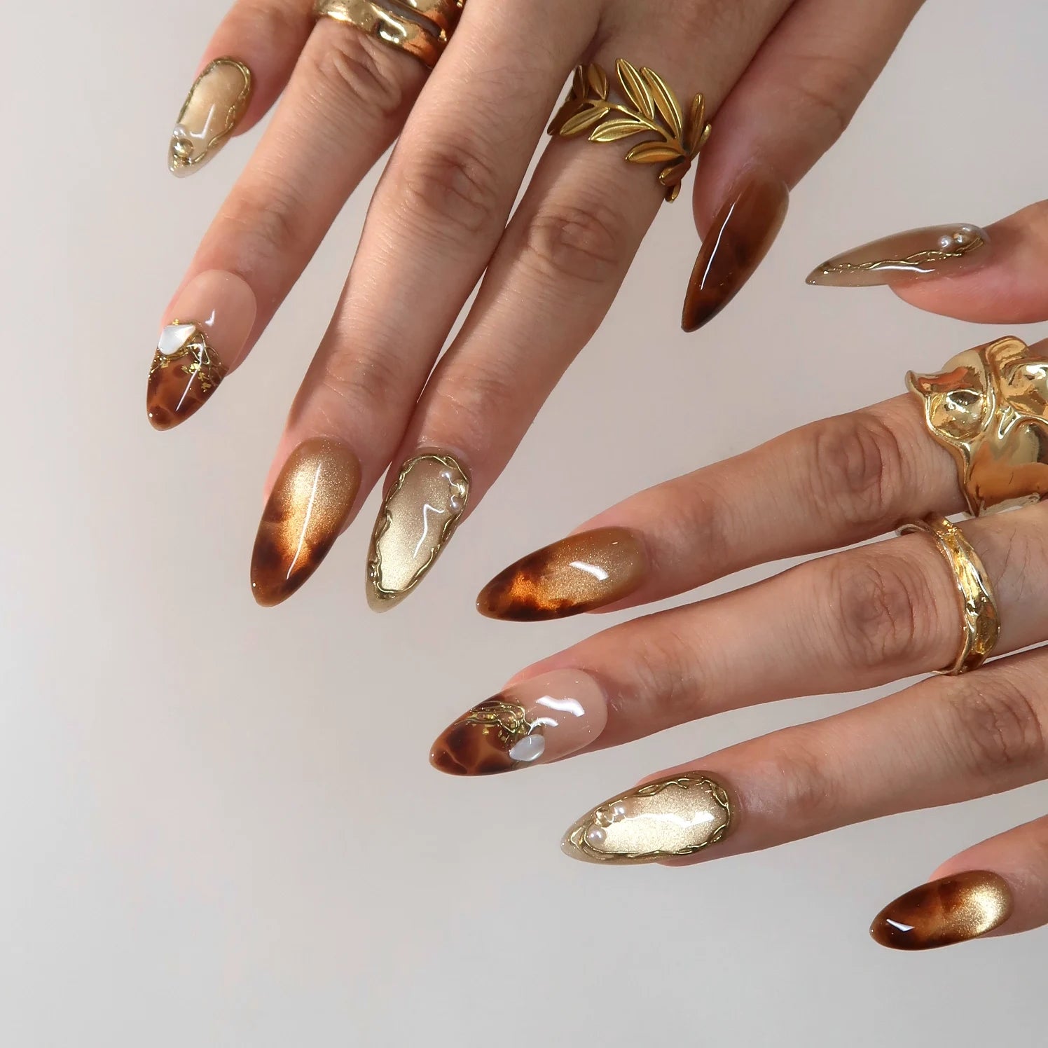 Gilded - Ersa Nails Brown Gold PressOnNails
