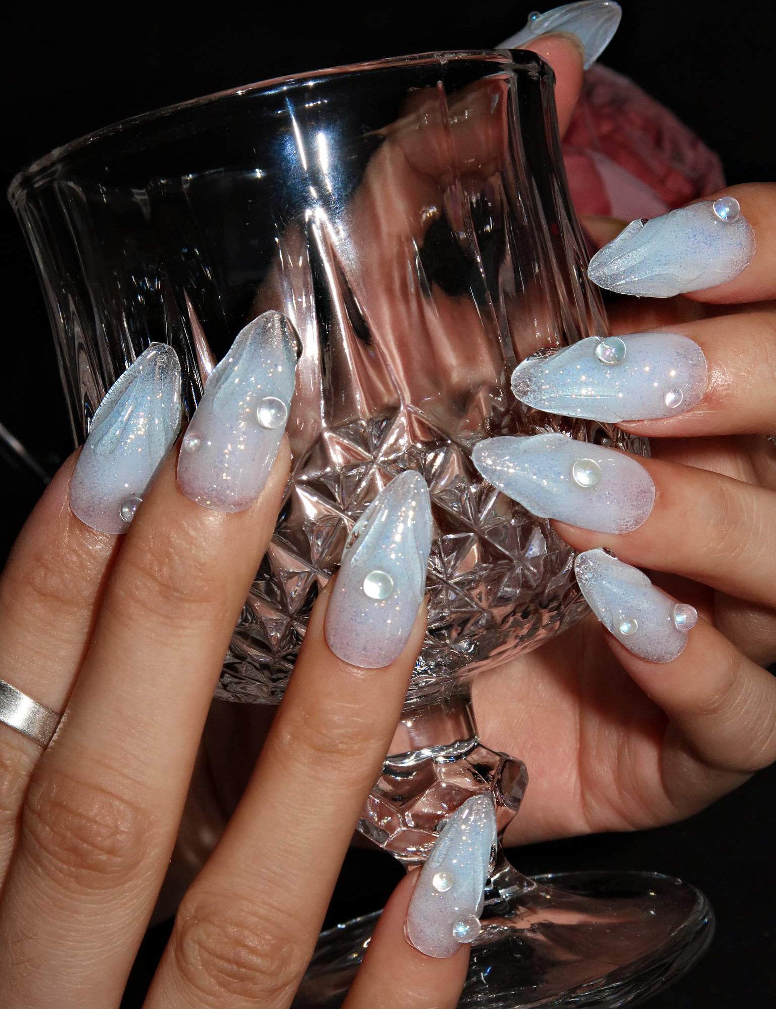 Glacial Whispers - Ersa Nails Blue Med Oval PressOnNails