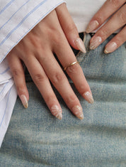 Glowing Beach - Ersa Nails Nude Gold PressOnNails