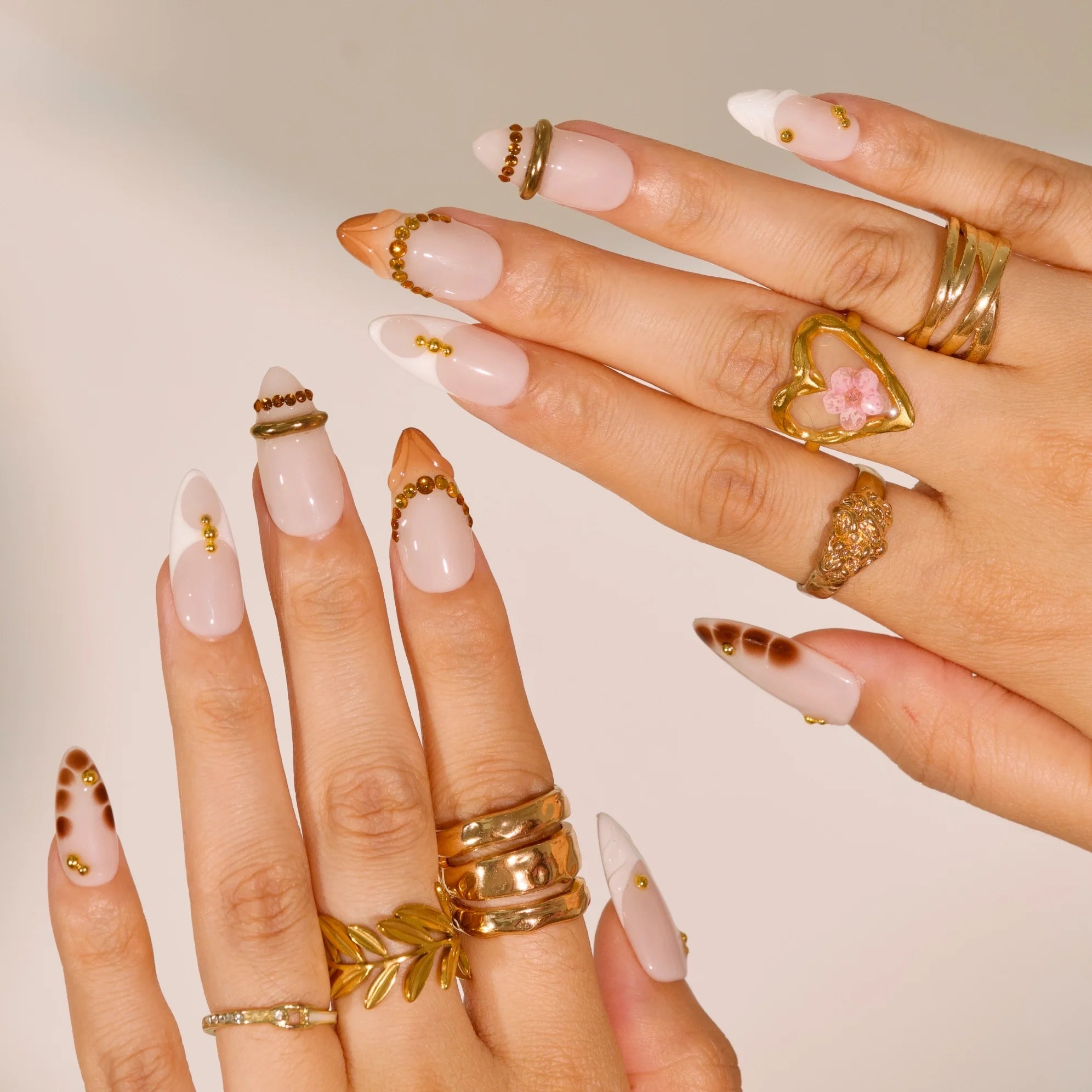 Gold Digger - Ersa Nails Nude Brown White PressOnNails