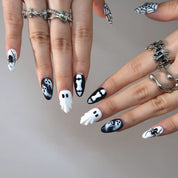 Haunted - Ersa Nails White Black PressOnNails