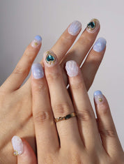 Heart of the Ocean - Ersa Nails White Blue PressOnNails