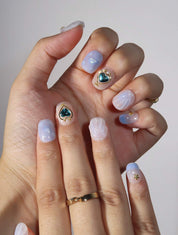 Heart of the Ocean - Ersa Nails White Blue PressOnNails