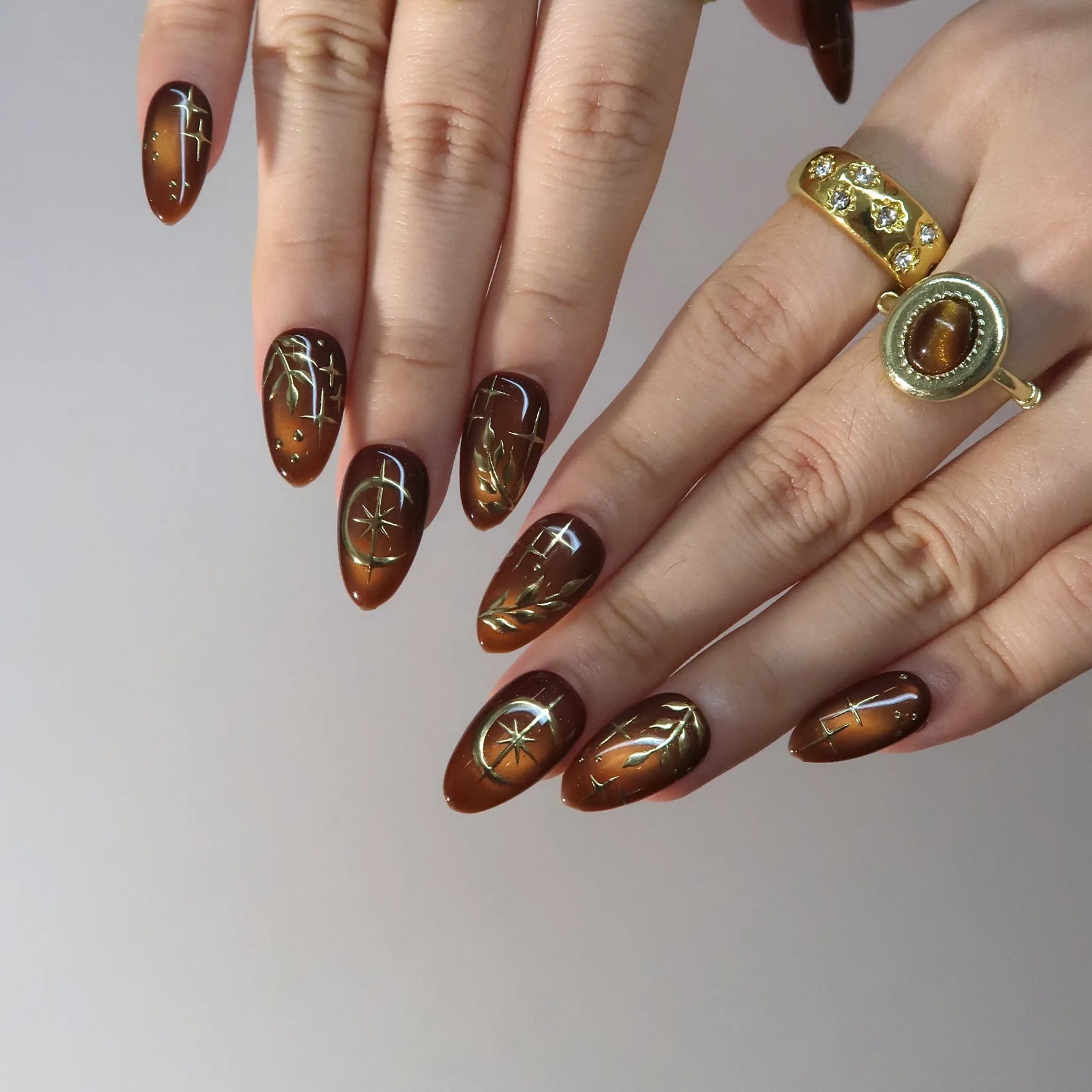 Honeyed Gold - Ersa Nails Gold Short Almond PressOnNails