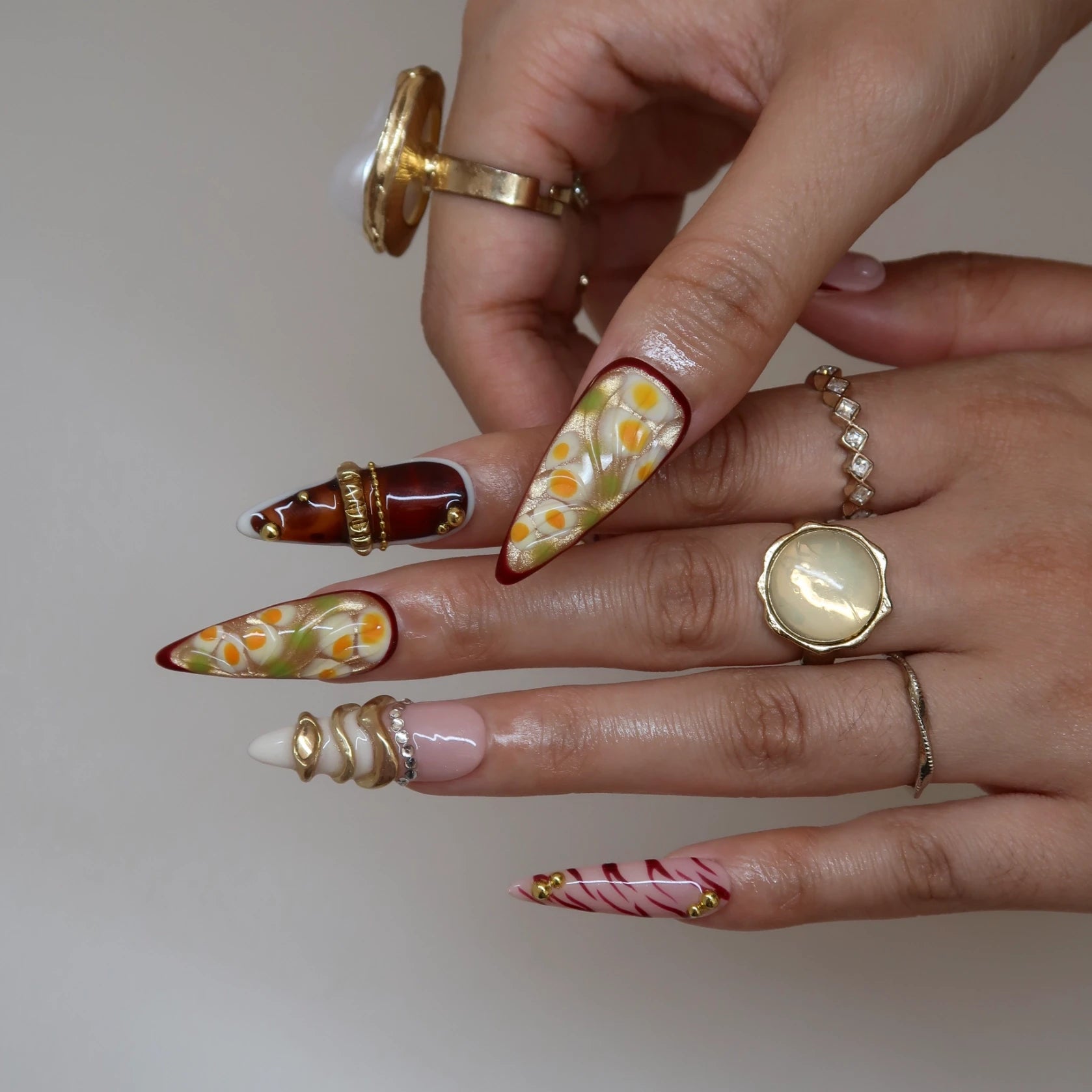 Hot & Sexy - Ersa Nails Red PressOnNails