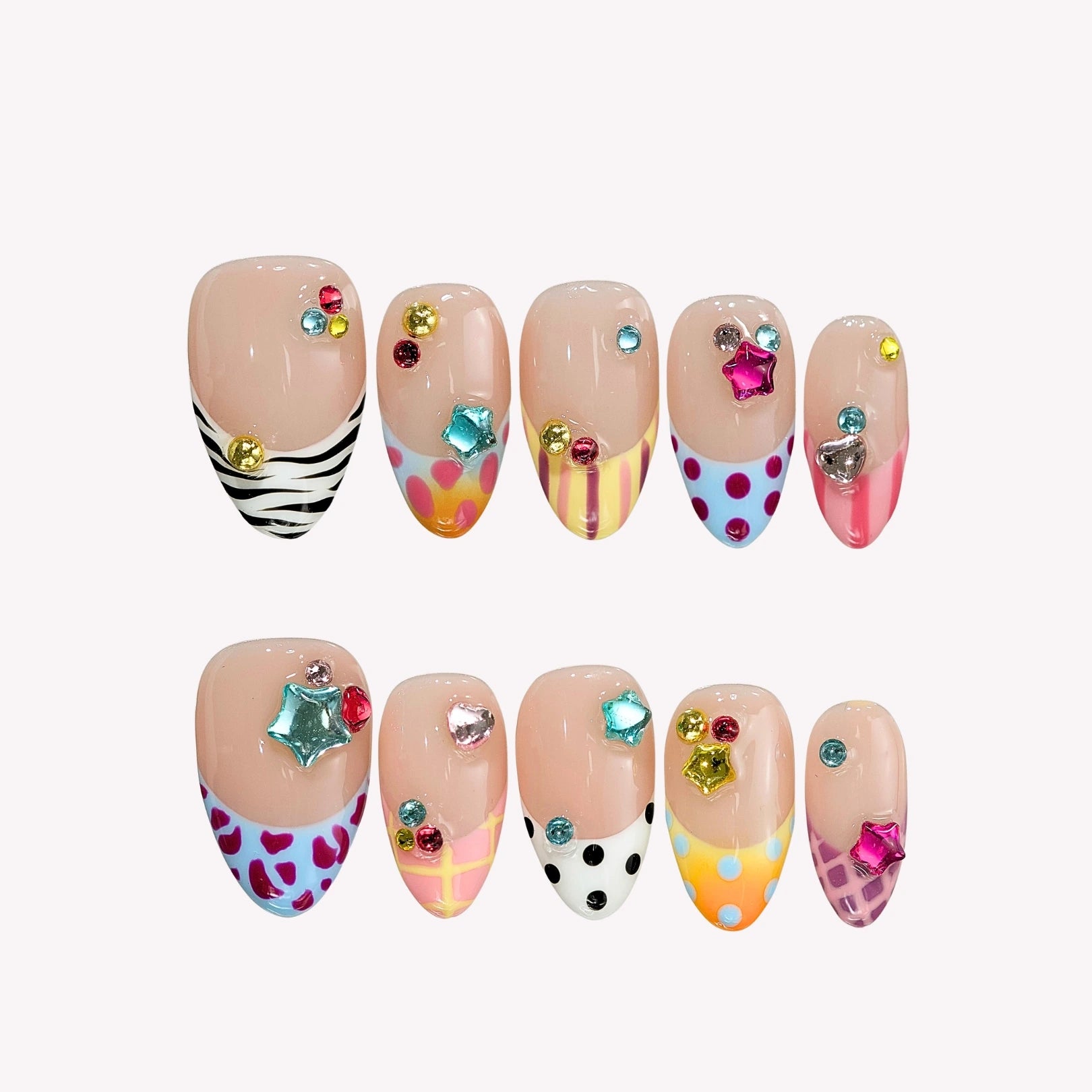 I'm Iconic - Ersa Nails White Blue PressOnNails