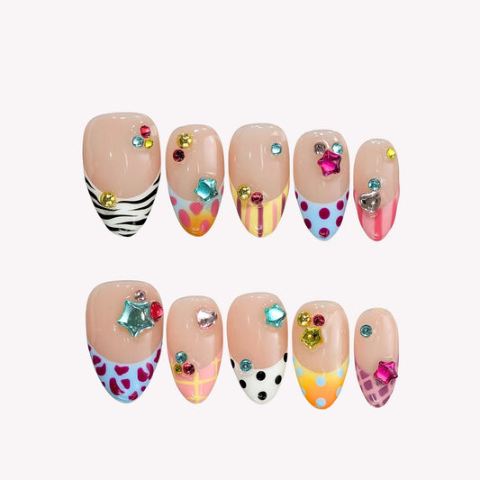 I'm Iconic - Ersa Nails White Blue PressOnNails