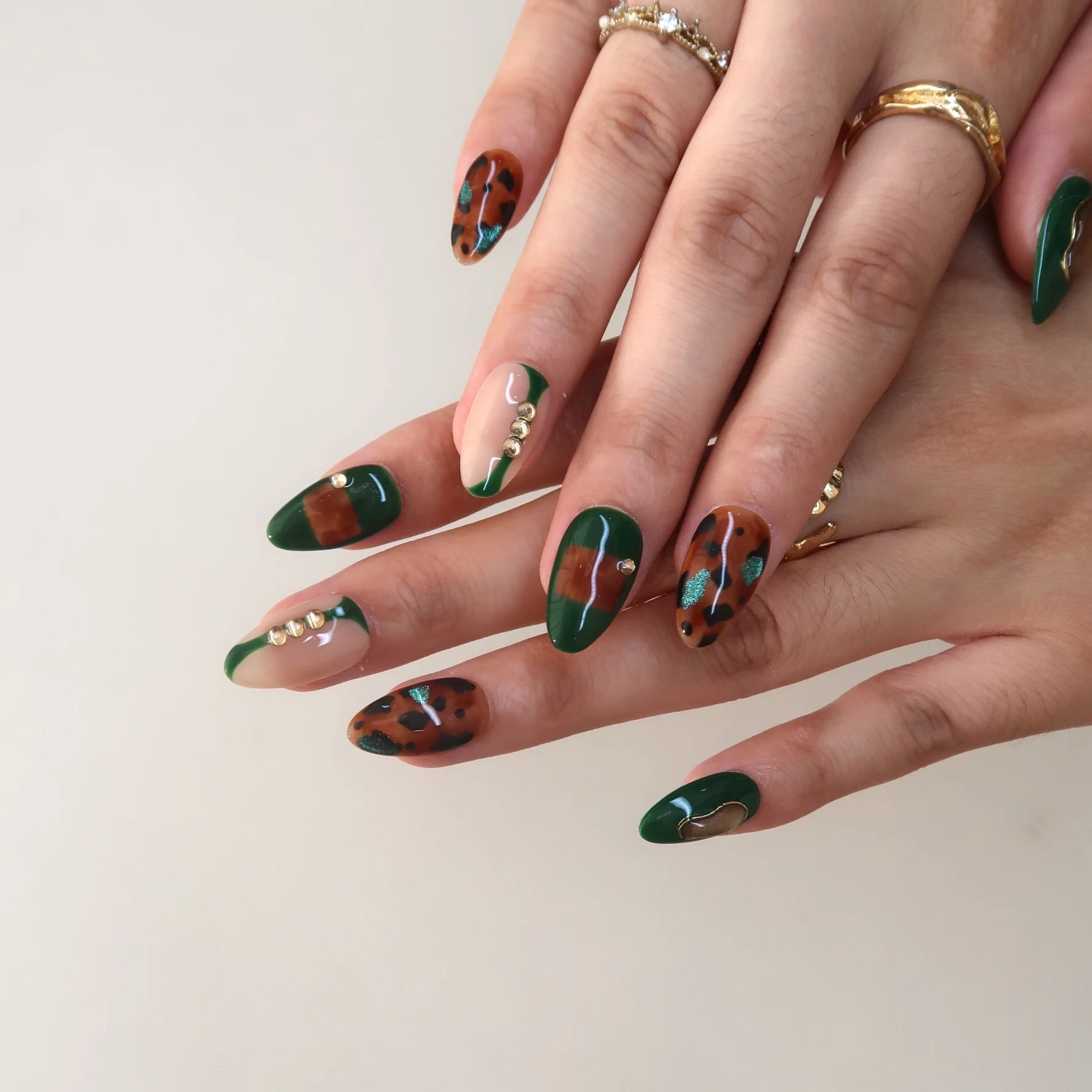 In Style - Ersa Nails Brown Jade PressOnNails