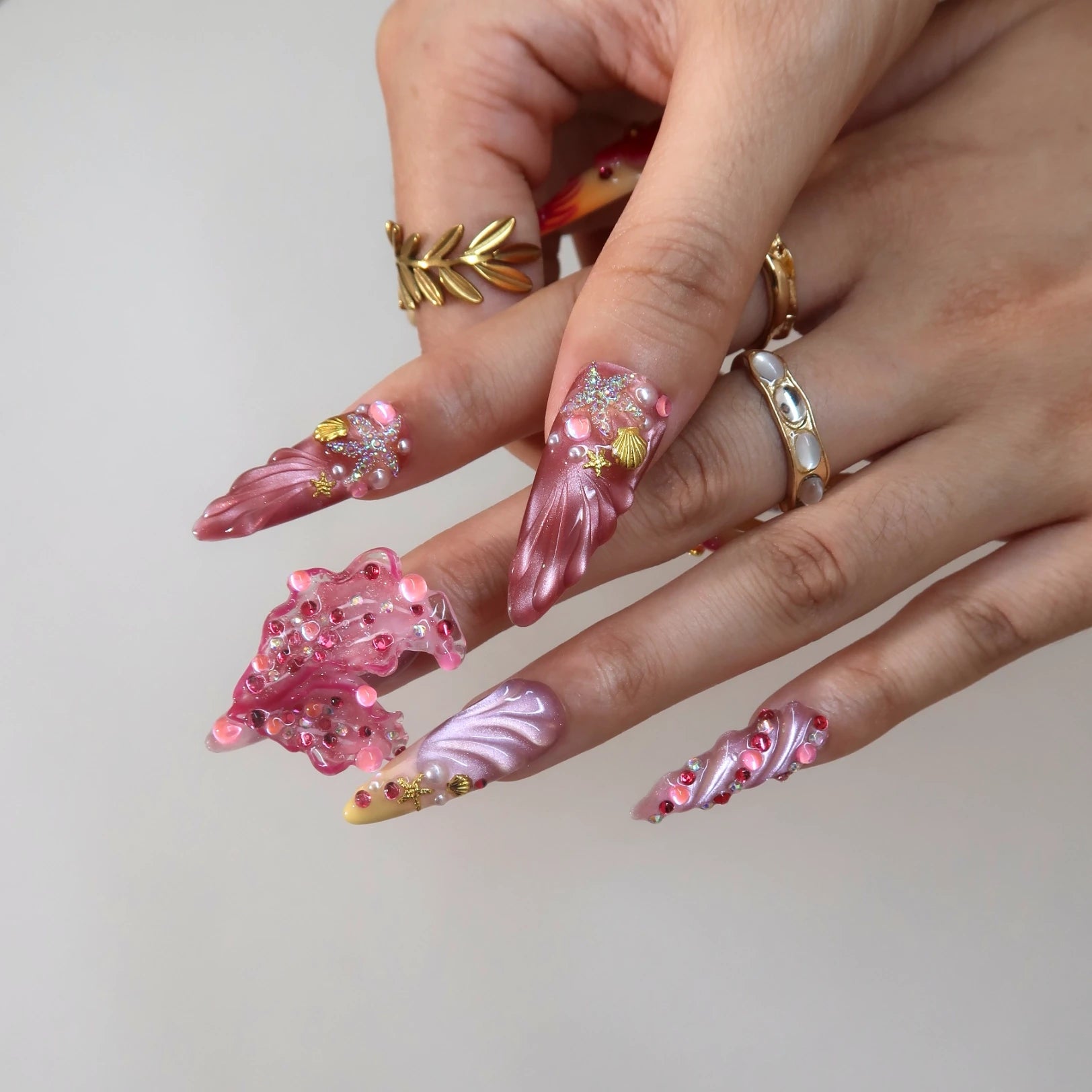 Island Escape - Ersa Nails Pink Yellow PressOnNails