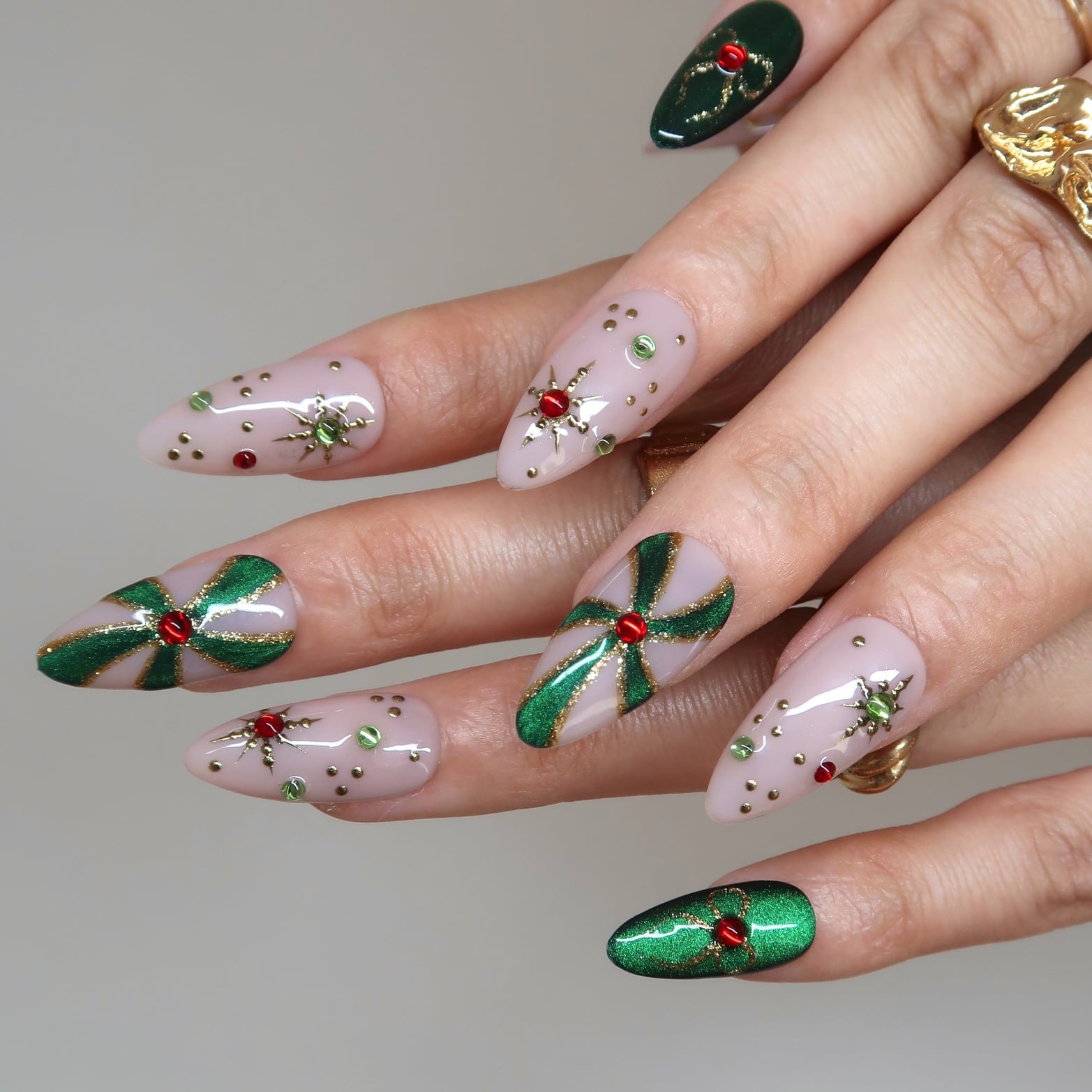 Jewels_Of_Light_-_ErsaNails_PressOnNails_1.jpg