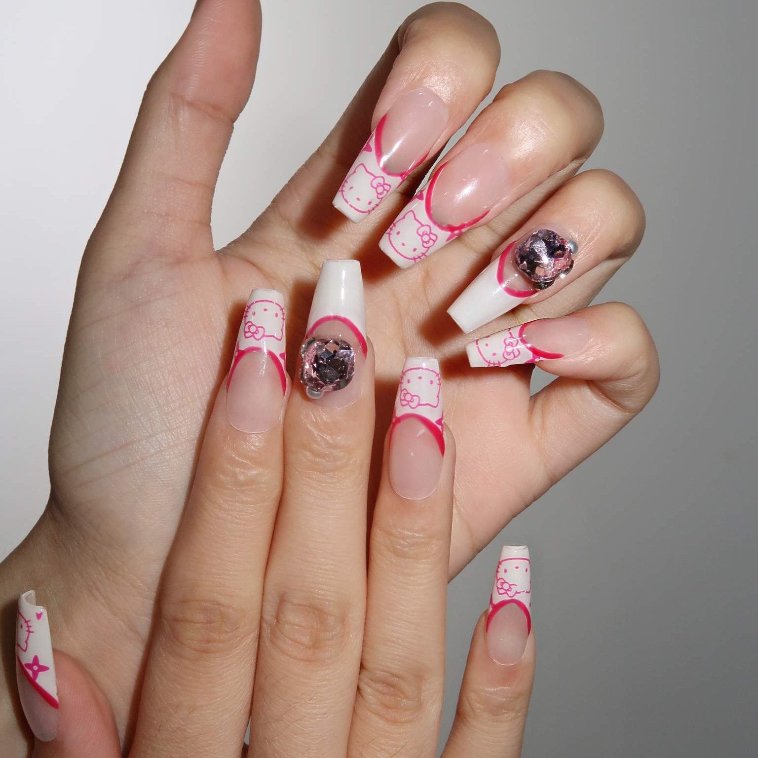 Kitty Whimsy - Ersa Nails White Pink PressOnNails