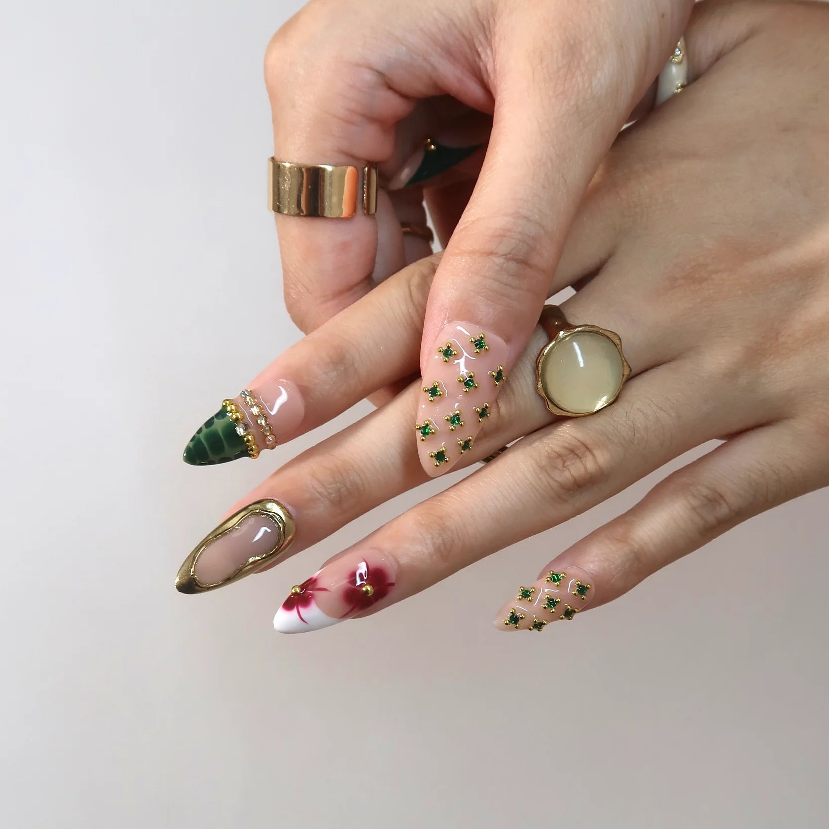 Lavish - Ersa Nails Nude Jade PressOnNails