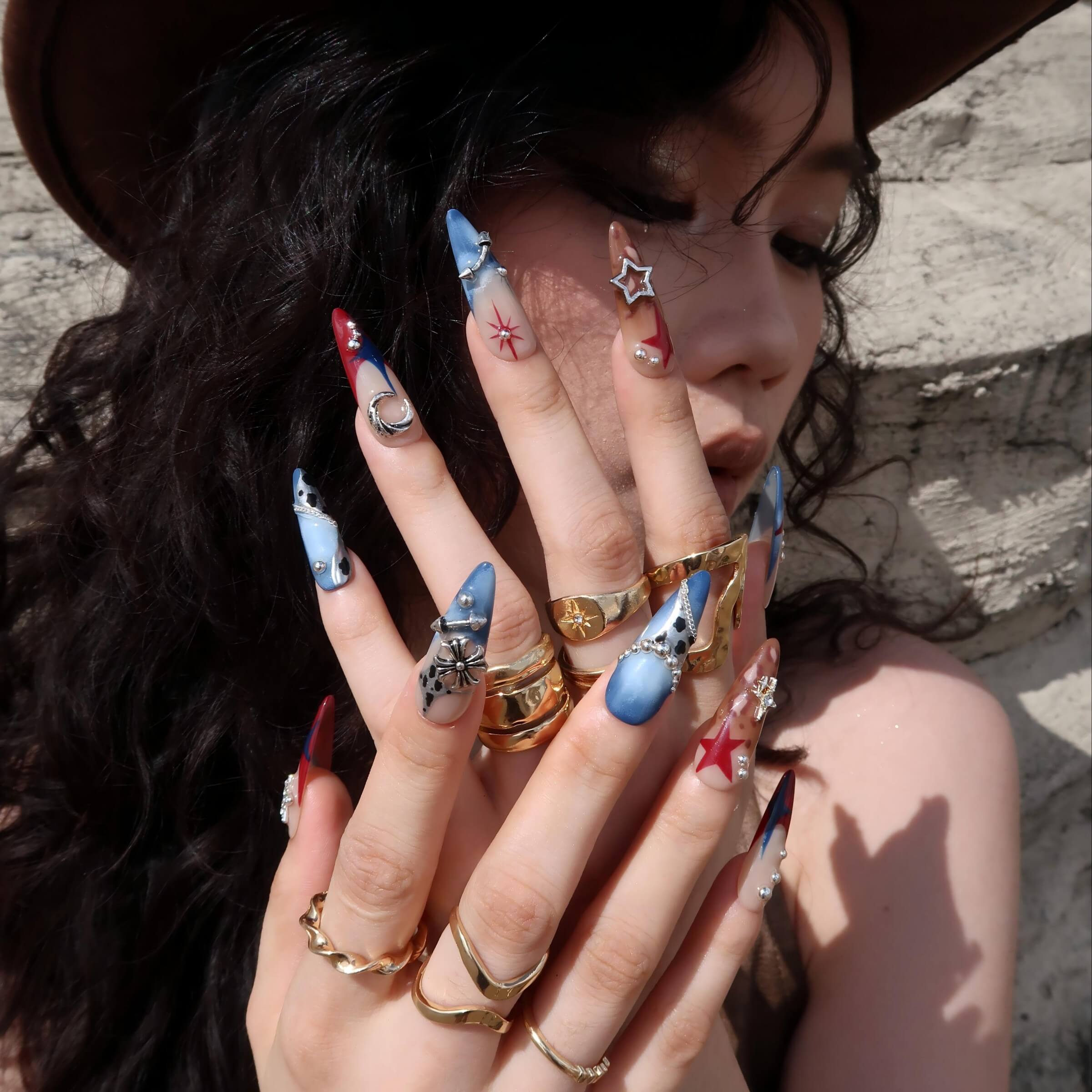 LikeAStar-ErsaNailsPressOnNails_02.jpg