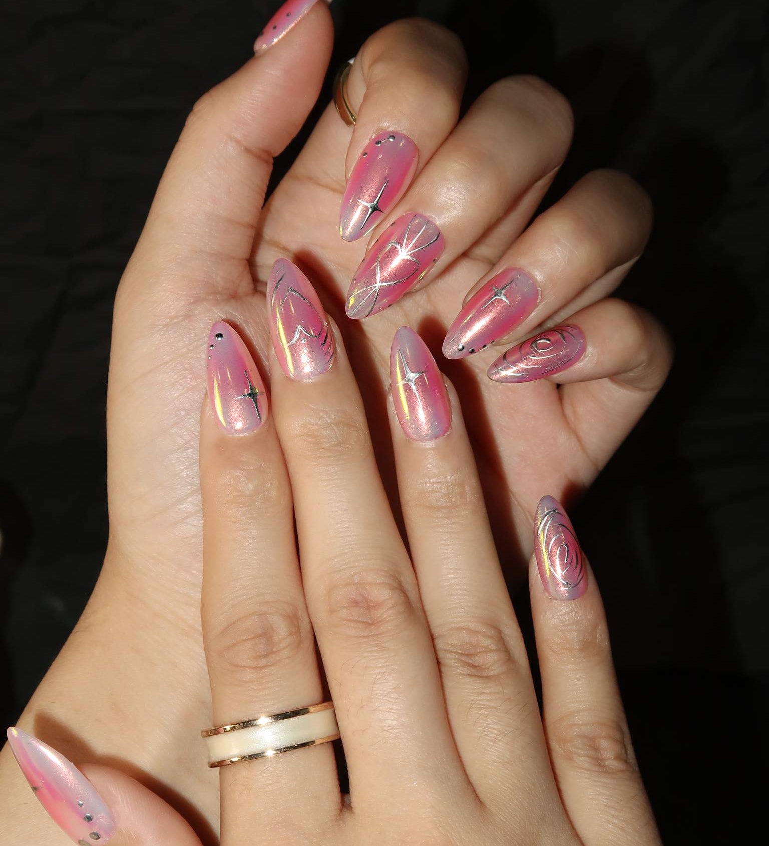 Love Aura - Ersa Nails Pink Mid Almond PressOnNails