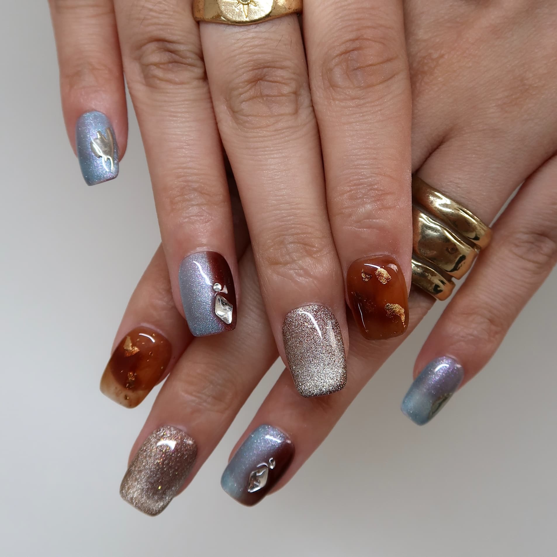 Magic Hour- Ersa Nails Brown Blue PressOnNails