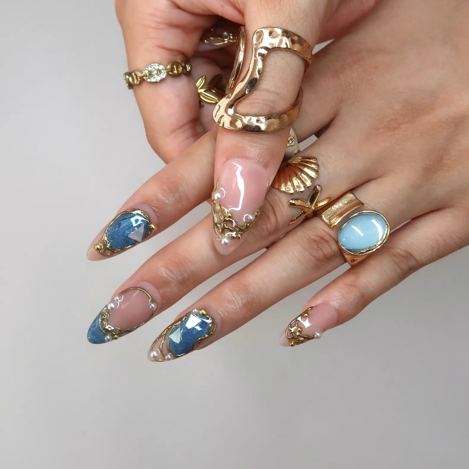 Make Waves - Ersa Nails Nude Blue PressOnNails