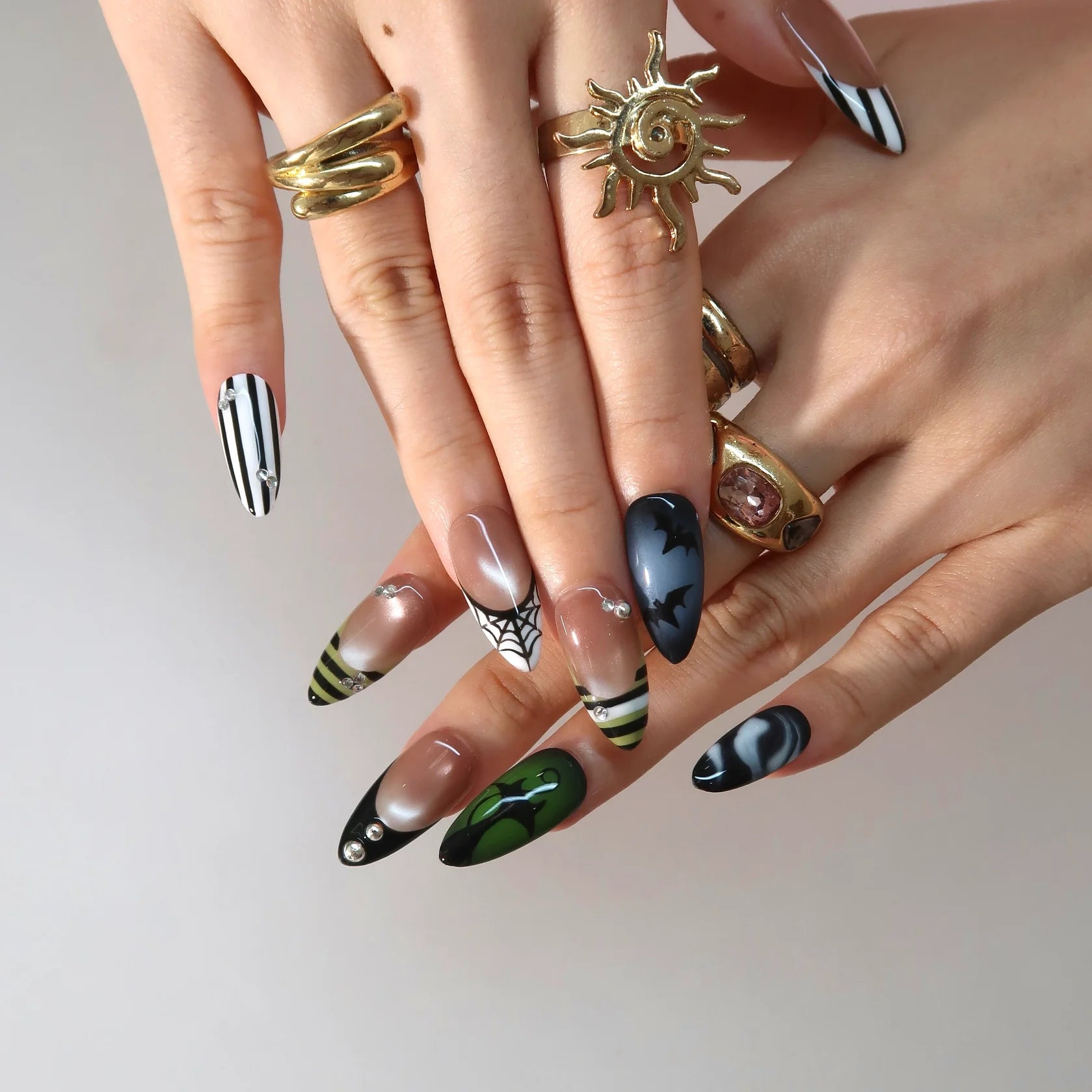 Midnight Mischief - Ersa Nails Nude Jade PressOnNails