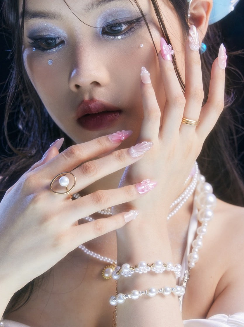 Miss Underwater - Ersa Nails Pink Nude Med Almond PressOnNails