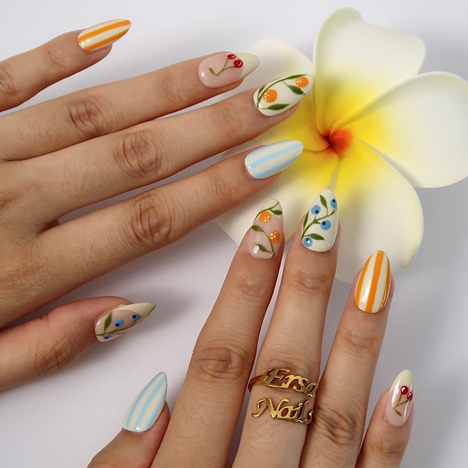 My Happy Hour - Ersa Nails Nude White Blue Orange PressOnNails
