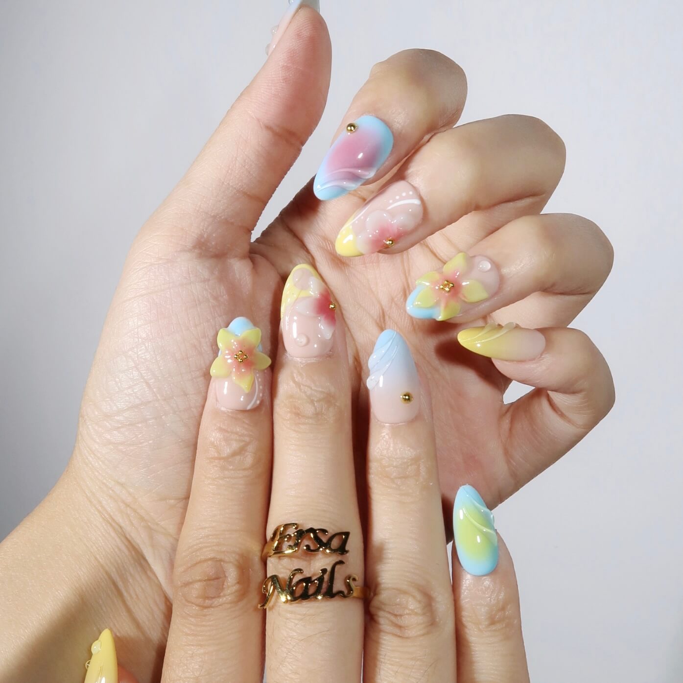 OnMyWay-ErsaNailsPressOnNails_3.jpg