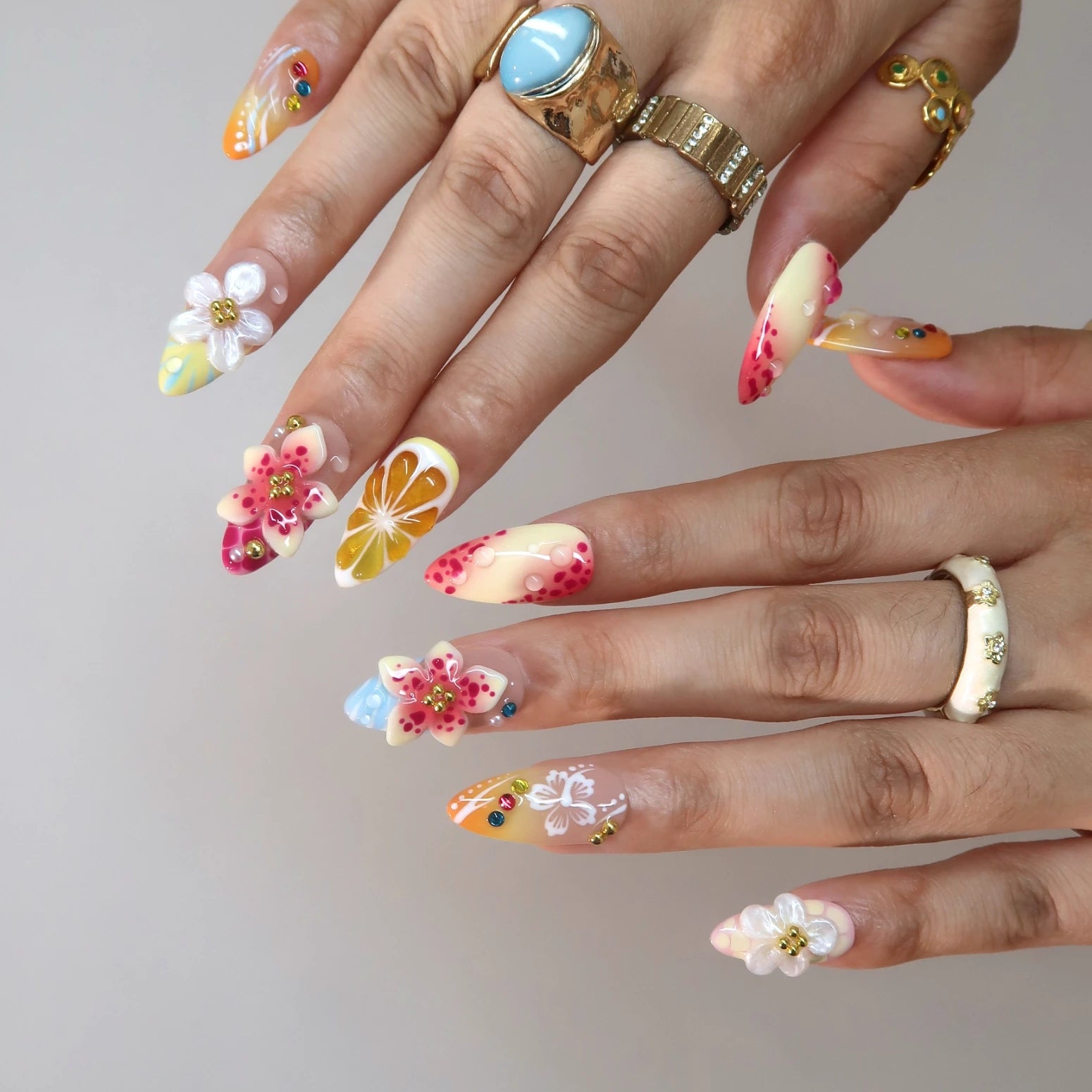 On Vacay - Ersa Nails Yellow White Pink PressOnNails
