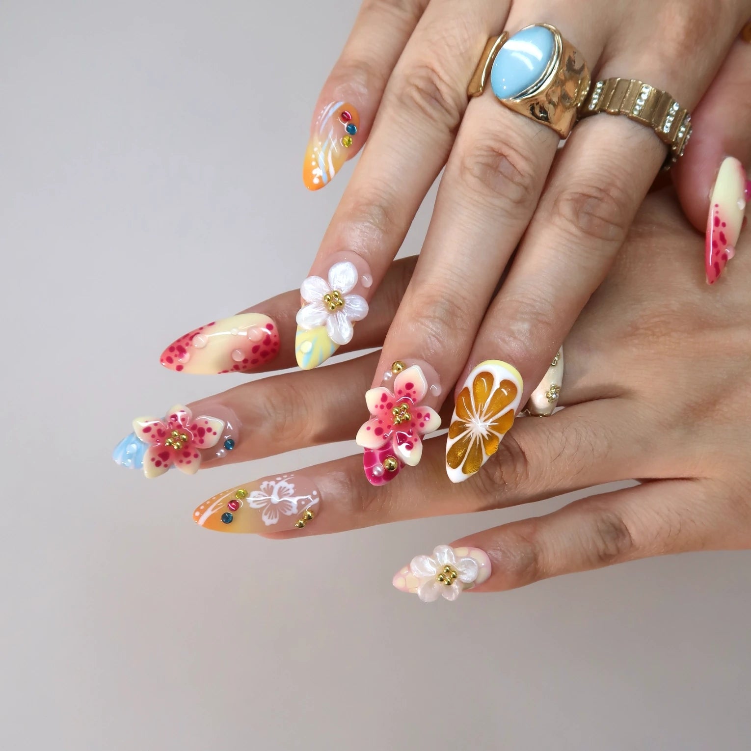 On Vacay - Ersa Nails Yellow White Pink PressOnNails