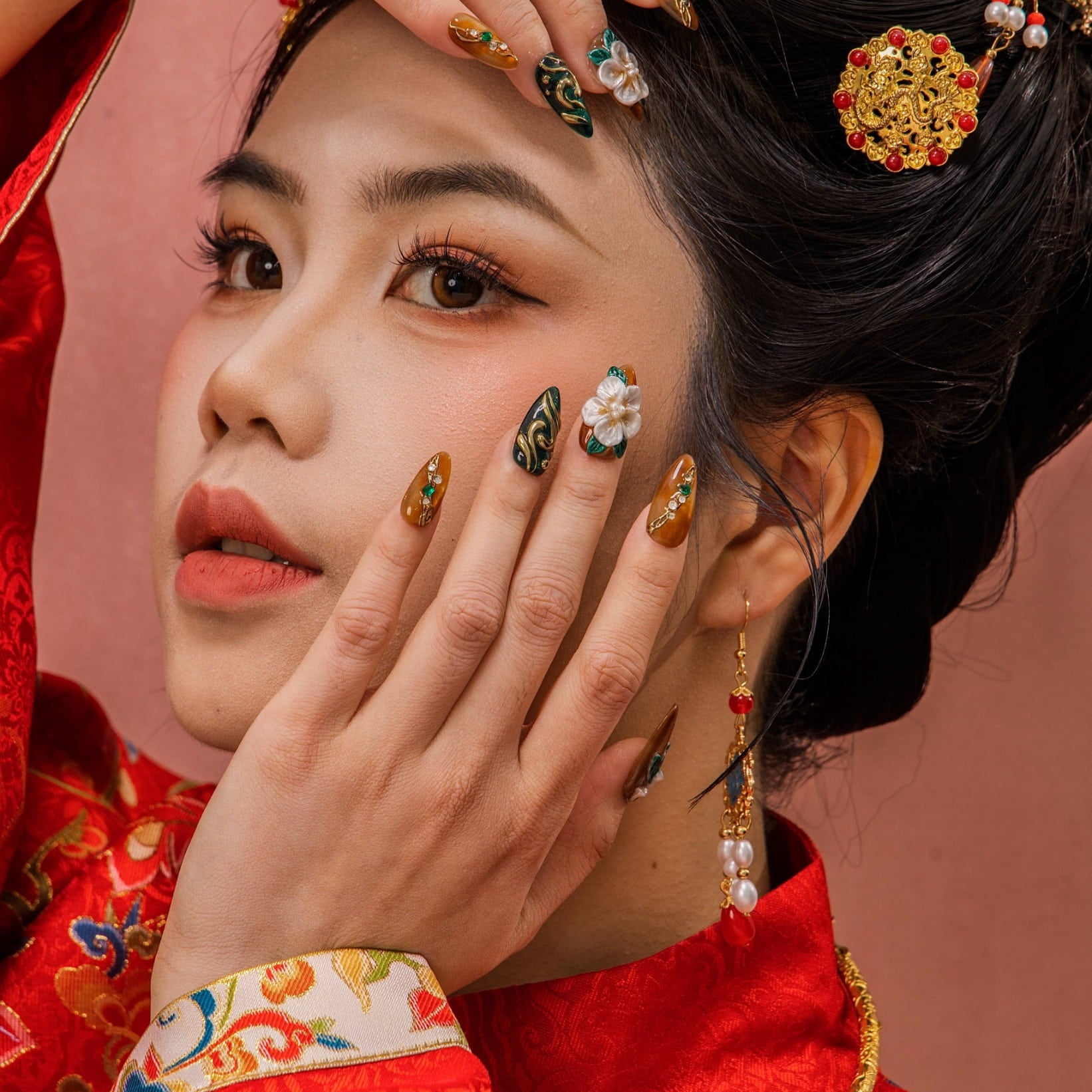 Opulent_Bloom_-_ErsaNails_PressOnNails_1.jpg